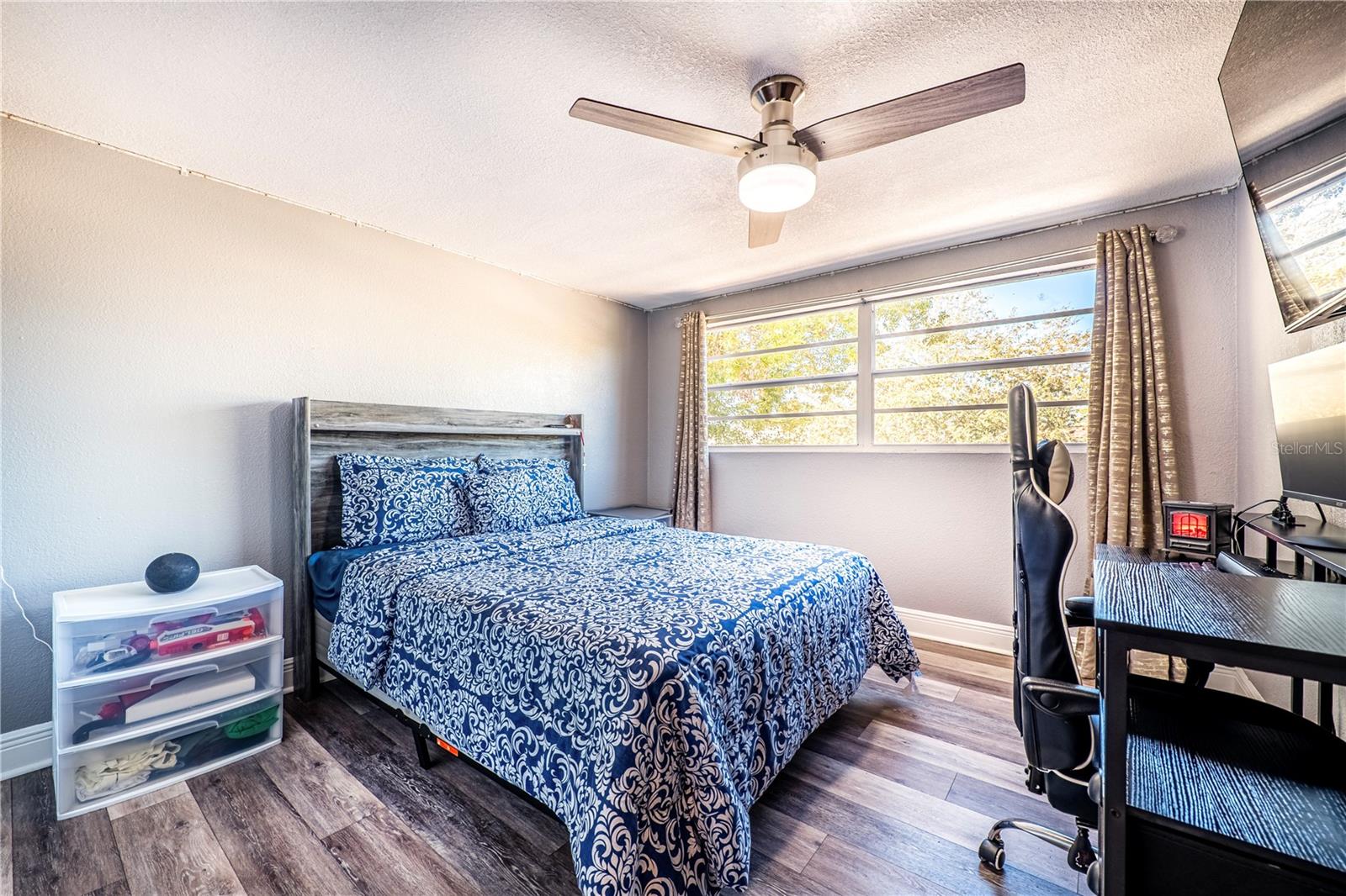 Image 38 of 56 For 12300 Partridge Hill Row