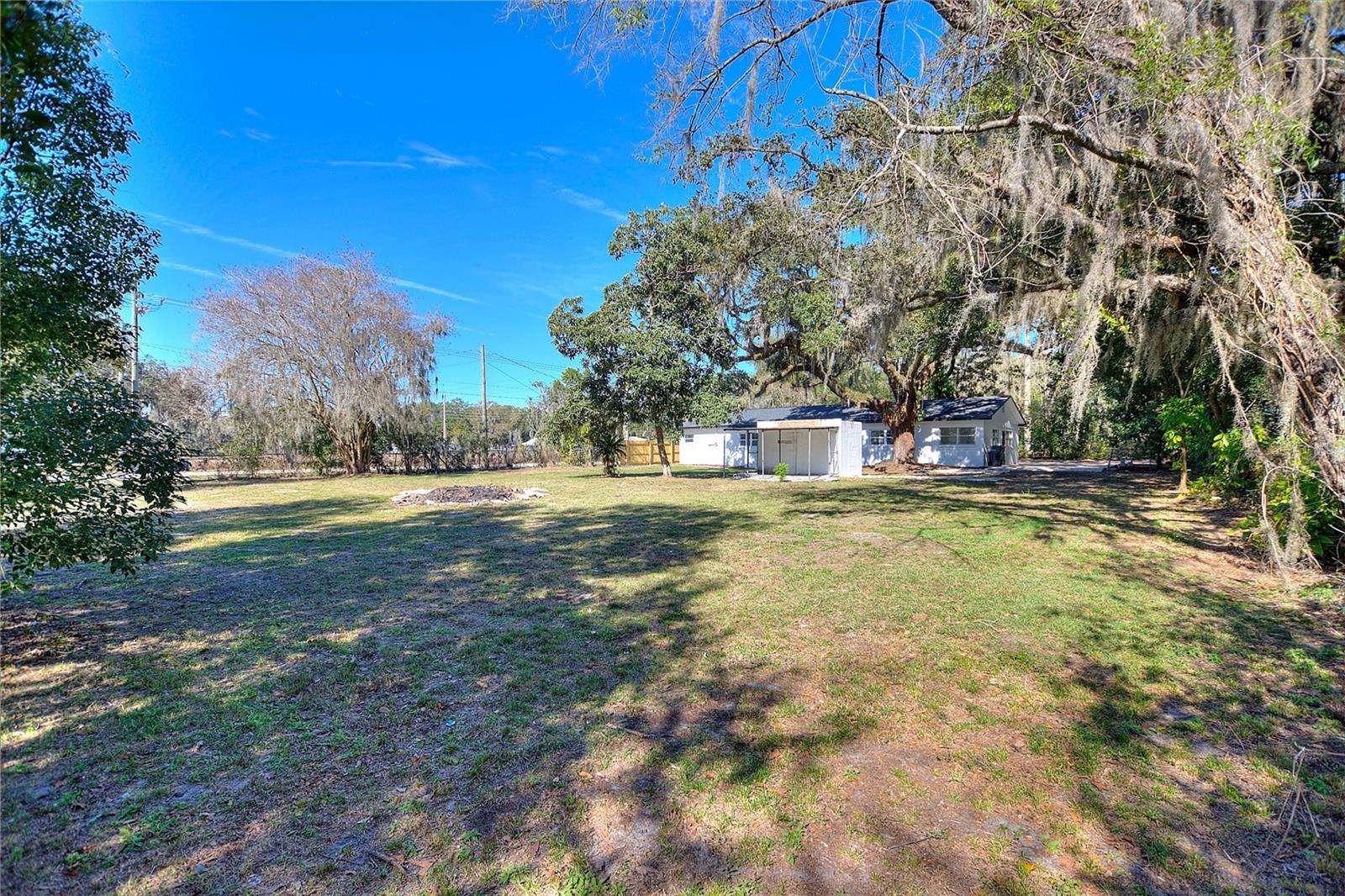 Listing photo id 33 for 2934 Bella Vista Street