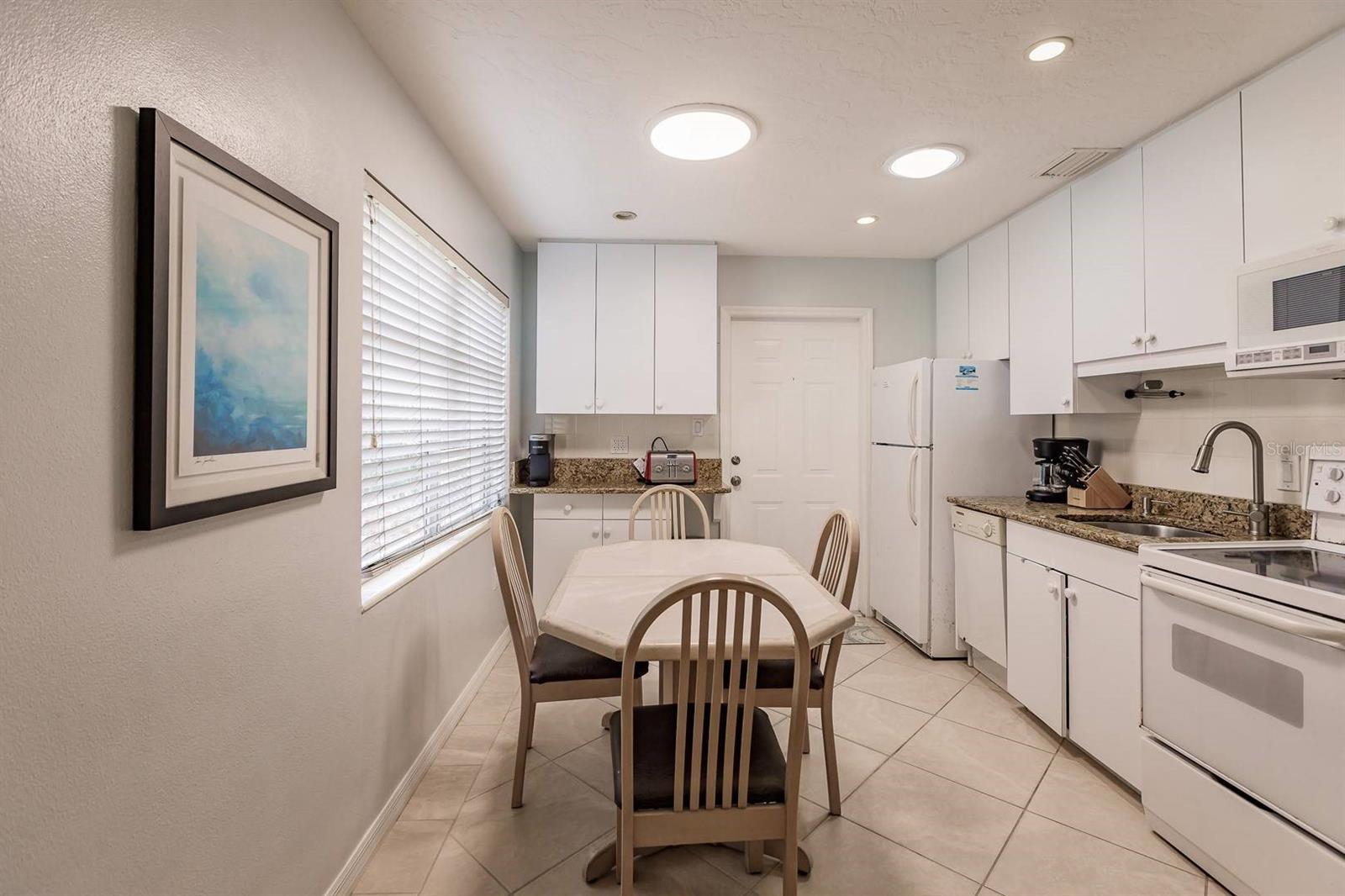 Image 4 of 12 For 6020 Midnight Pass Road 59