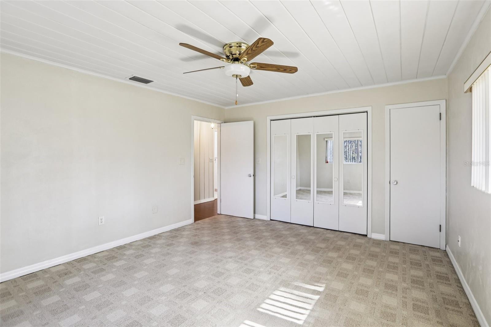 Image 19 of 38 For 33137 Cercelia Road