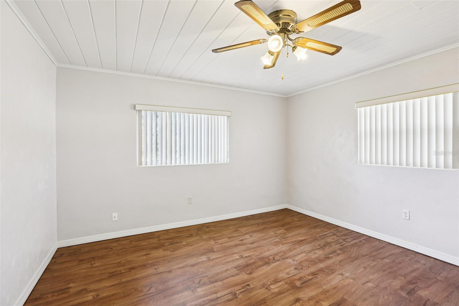 Image 20 of 38 For 33137 Cercelia Road