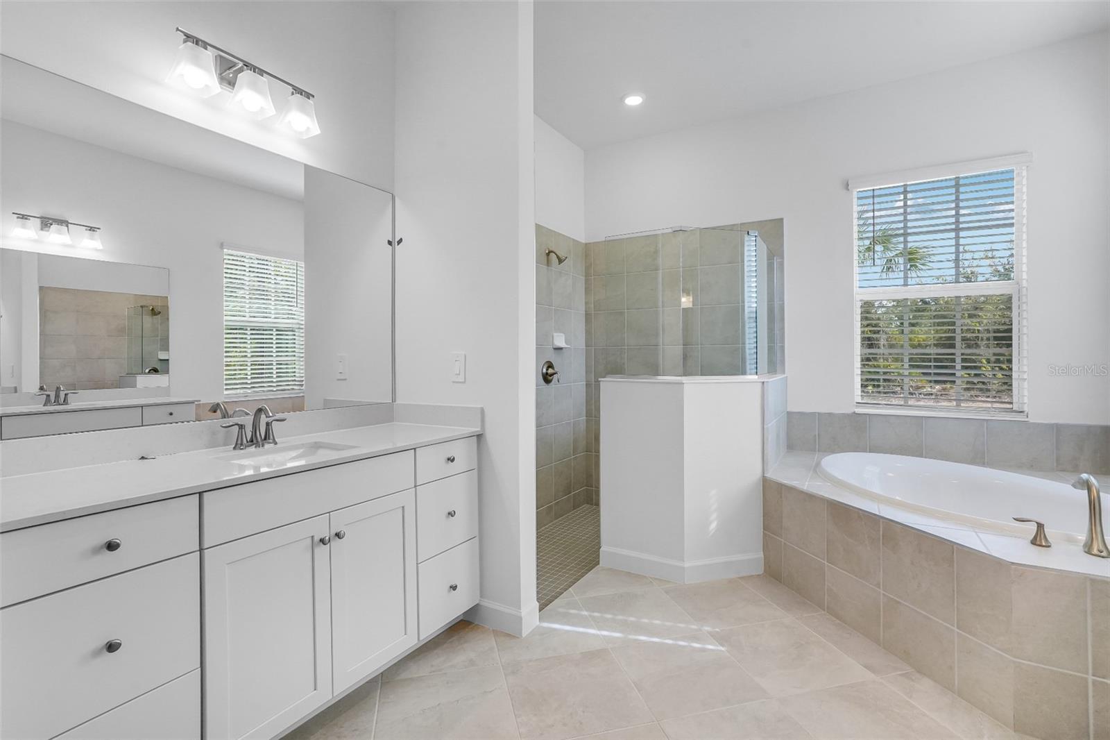 Image 23 of 31 For 8186 Dressel Street