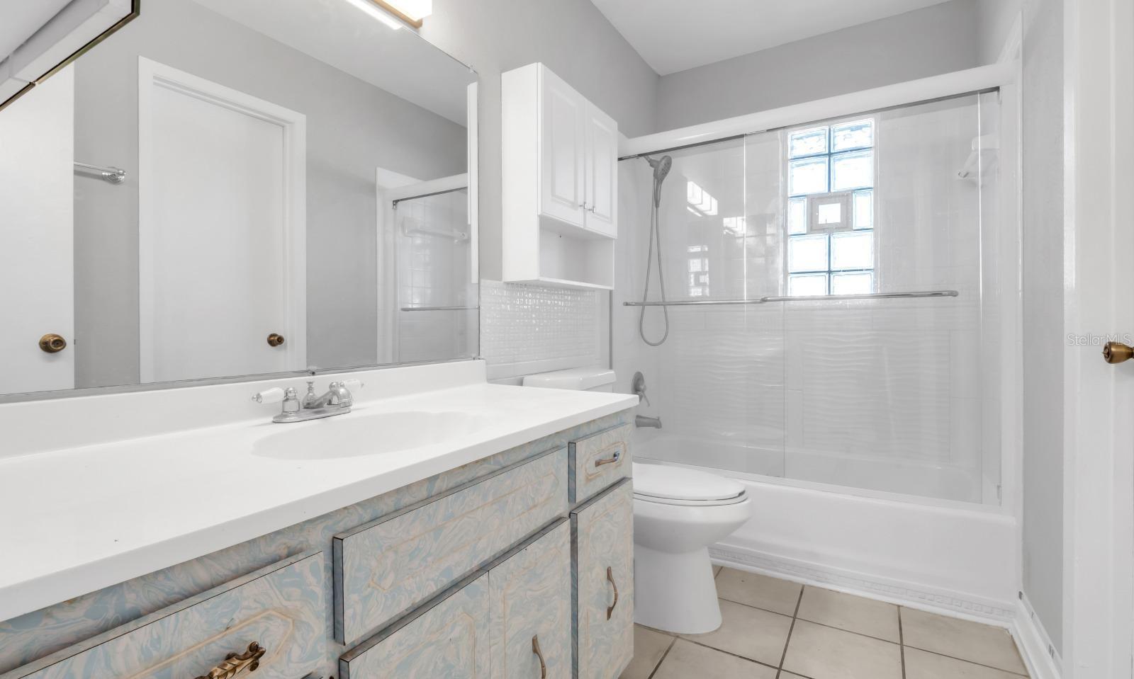 Image 29 of 55 For 520 Rooks Road