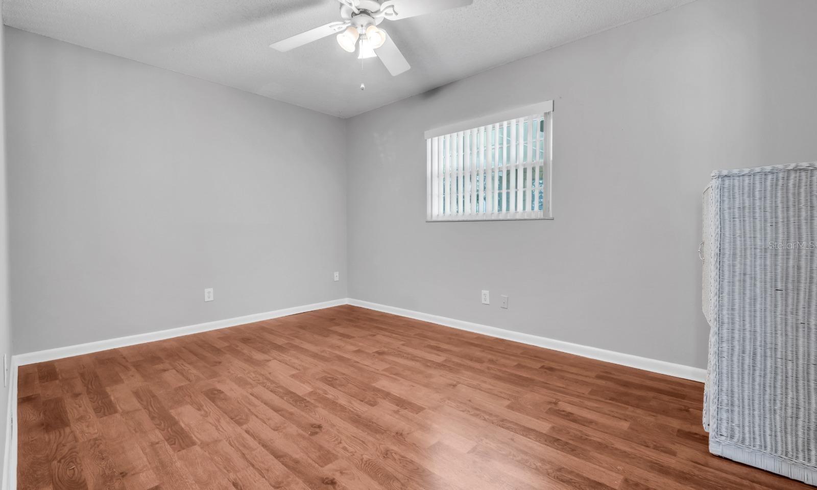 Image 34 of 55 For 520 Rooks Road