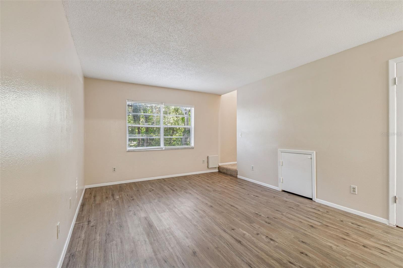 Image 29 of 93 For 7015 Waterside Drive 1