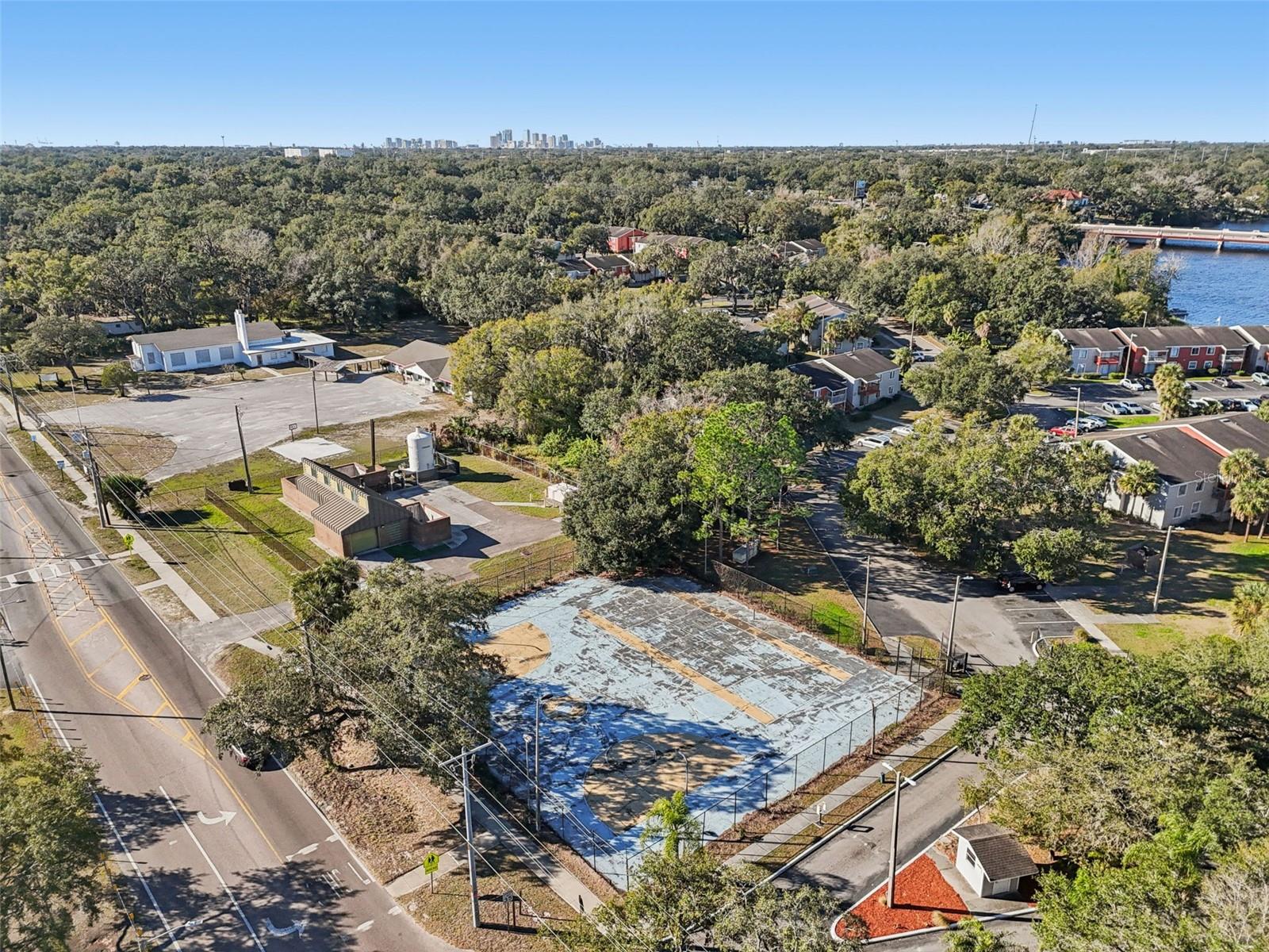 Image 65 of 93 For 7015 Waterside Drive 1