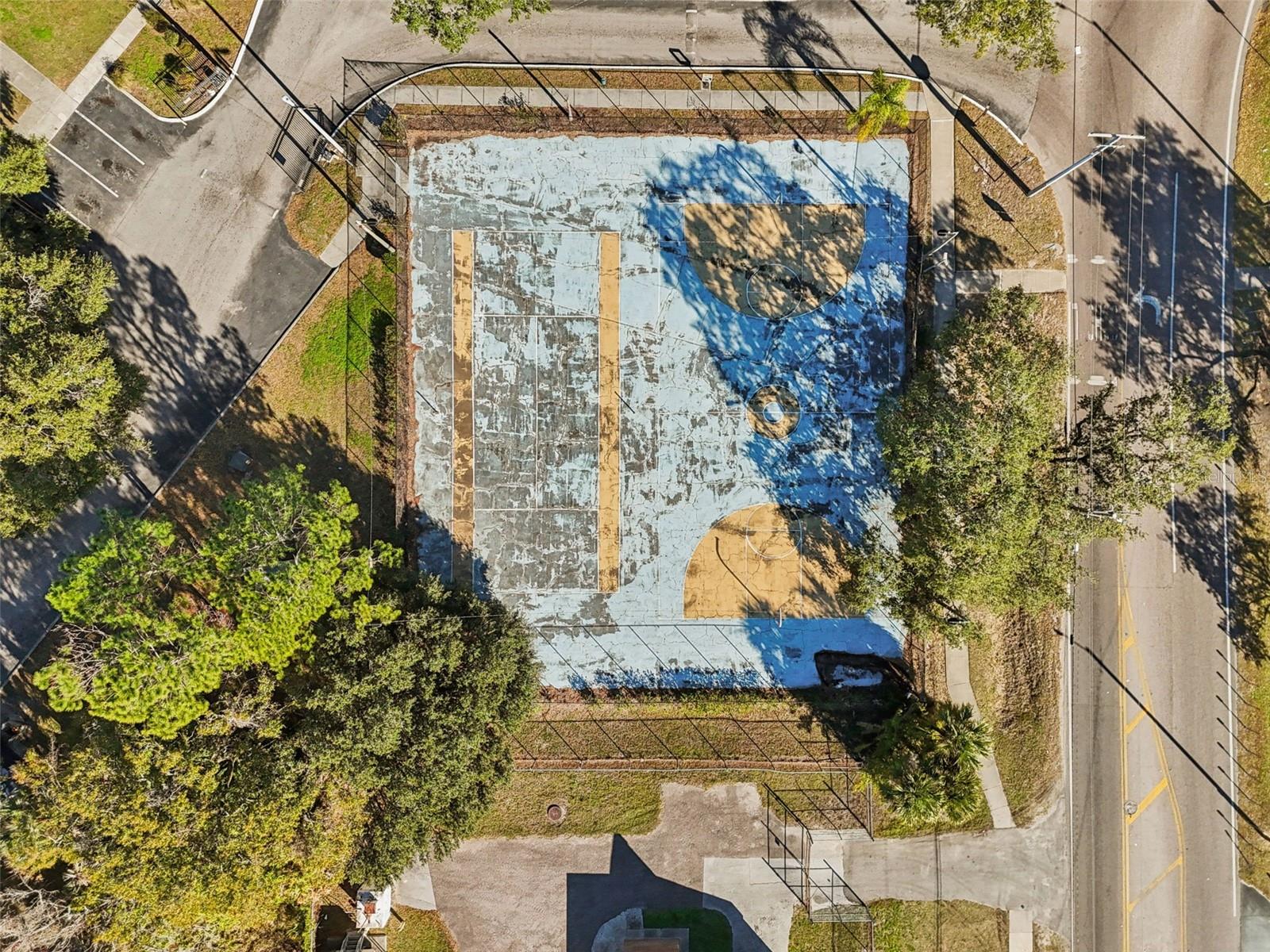 Image 68 of 93 For 7015 Waterside Drive 1