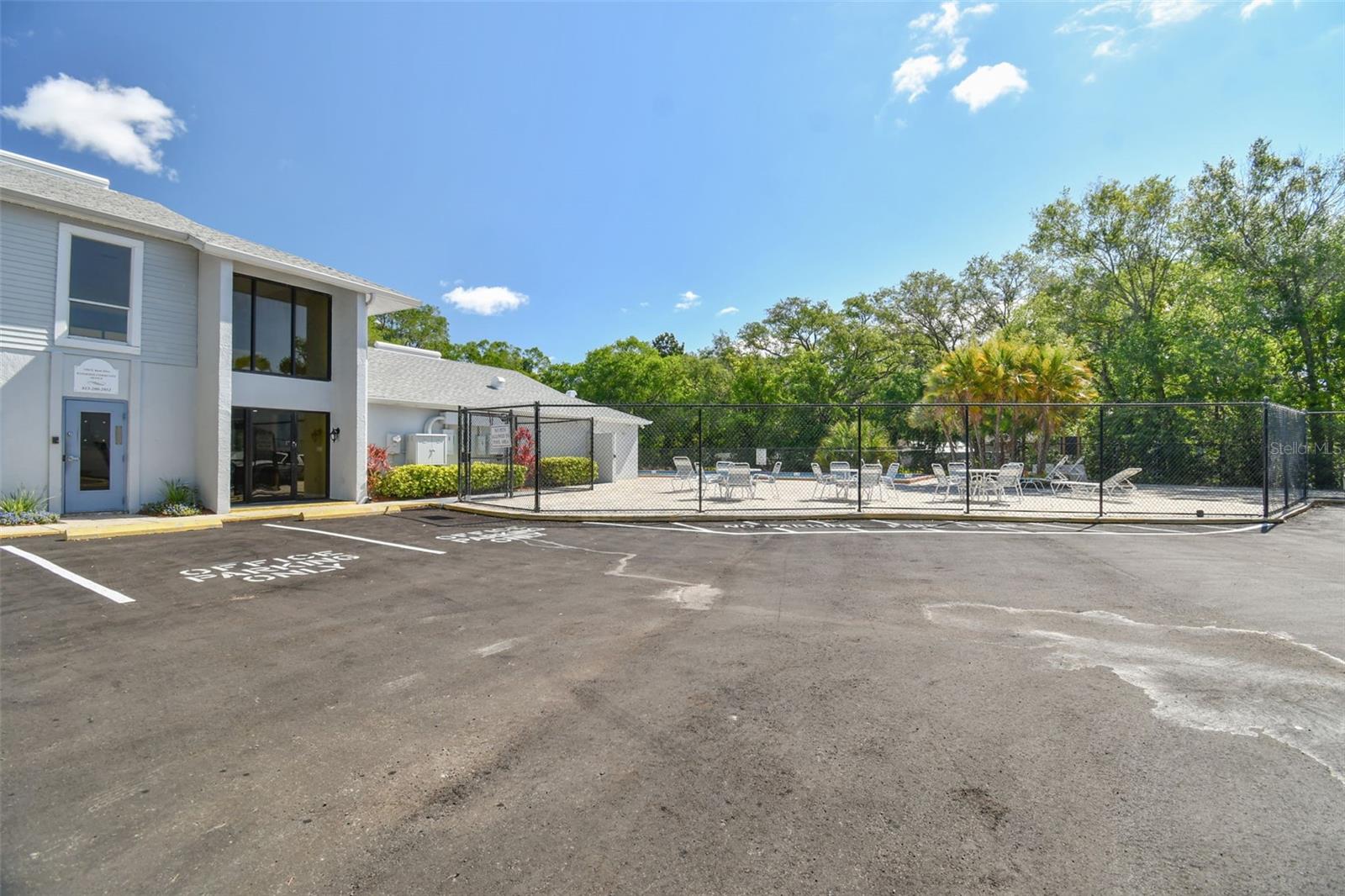 Image 86 of 93 For 7015 Waterside Drive 1