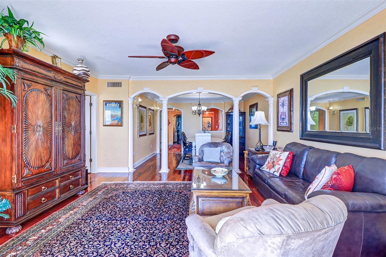 Image 17 of 56 For 16500 Gulf Boulevard 755