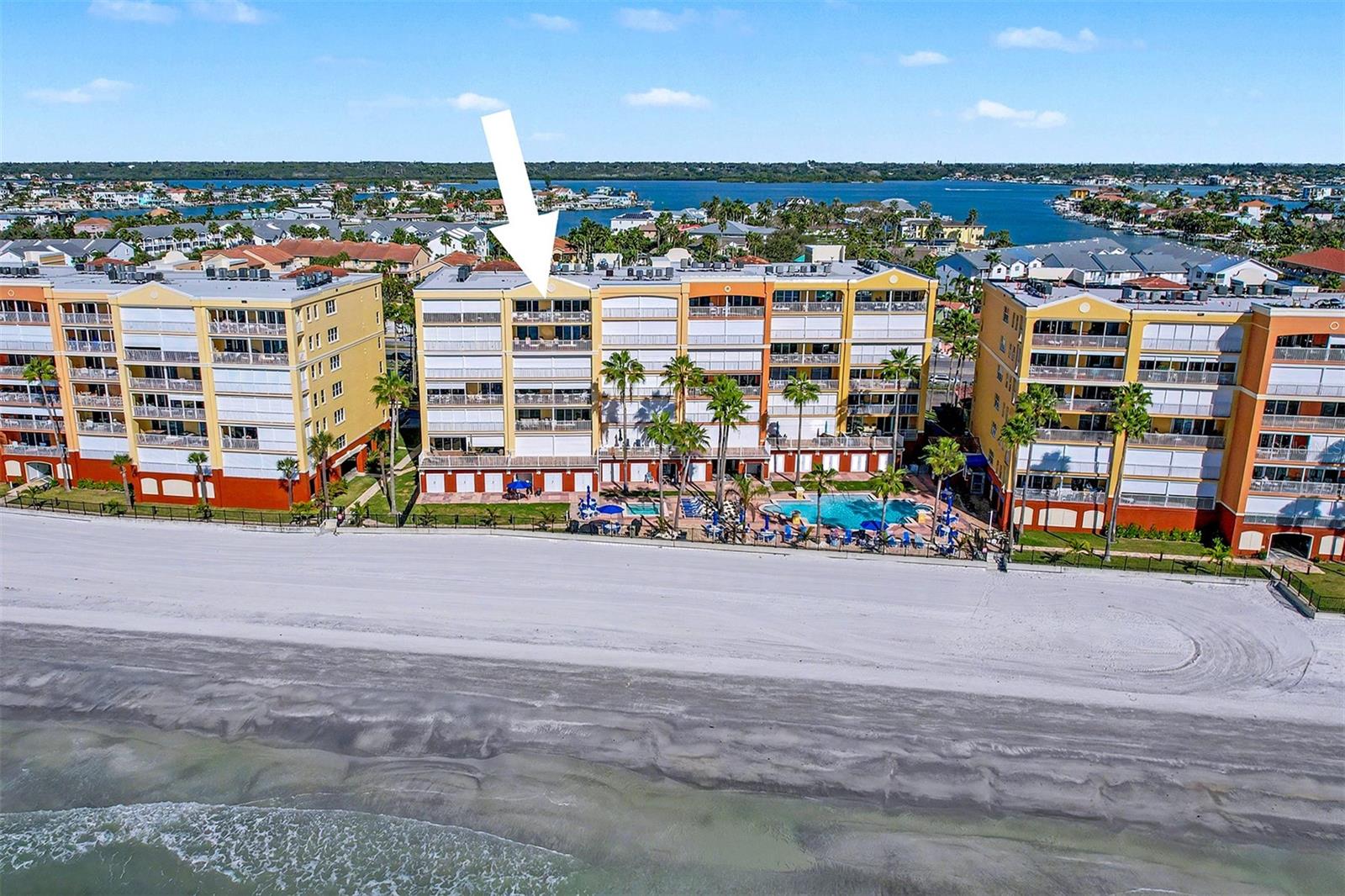 Image 4 of 56 For 16500 Gulf Boulevard 755