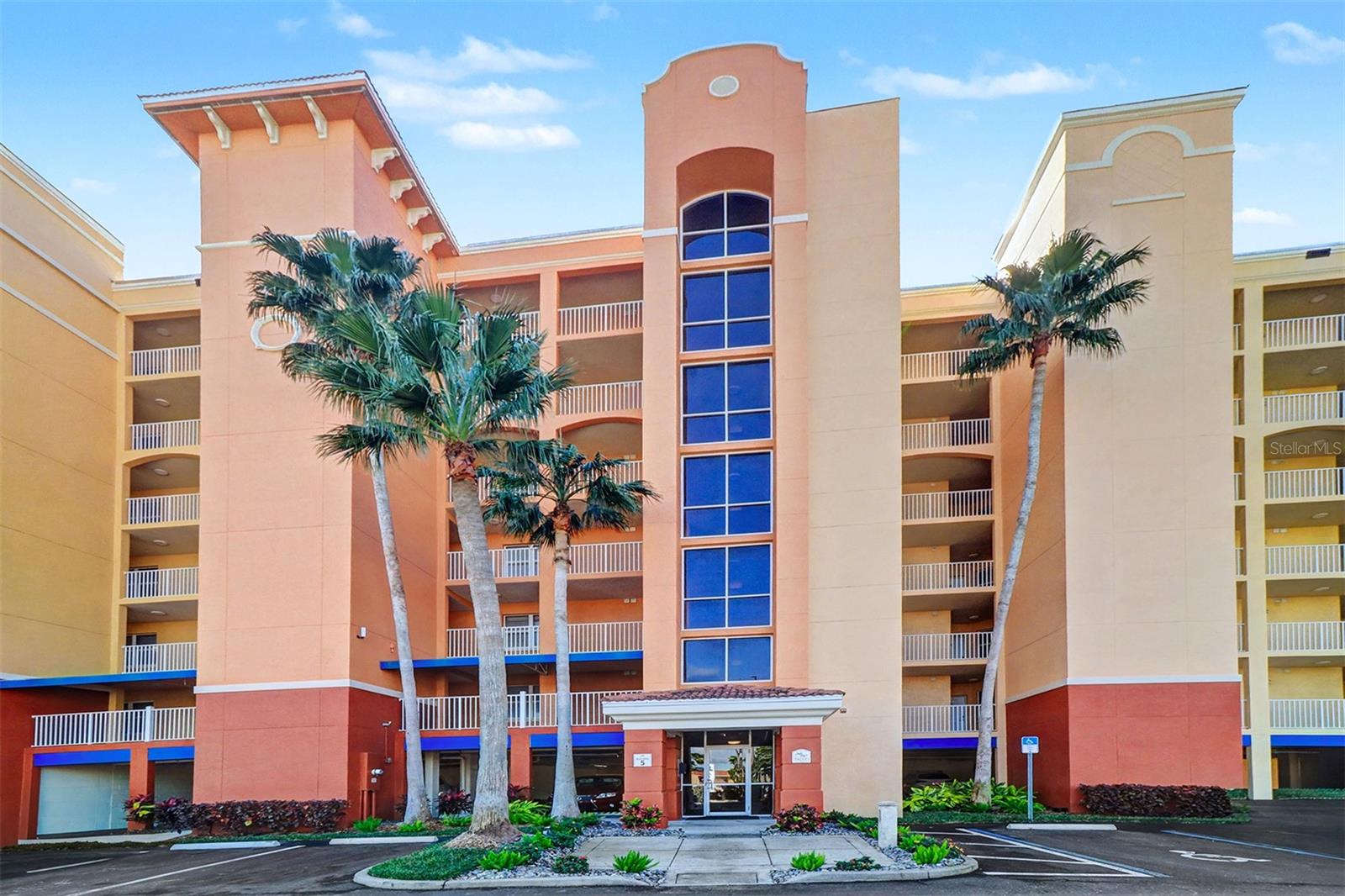 Image 9 of 56 For 16500 Gulf Boulevard 755