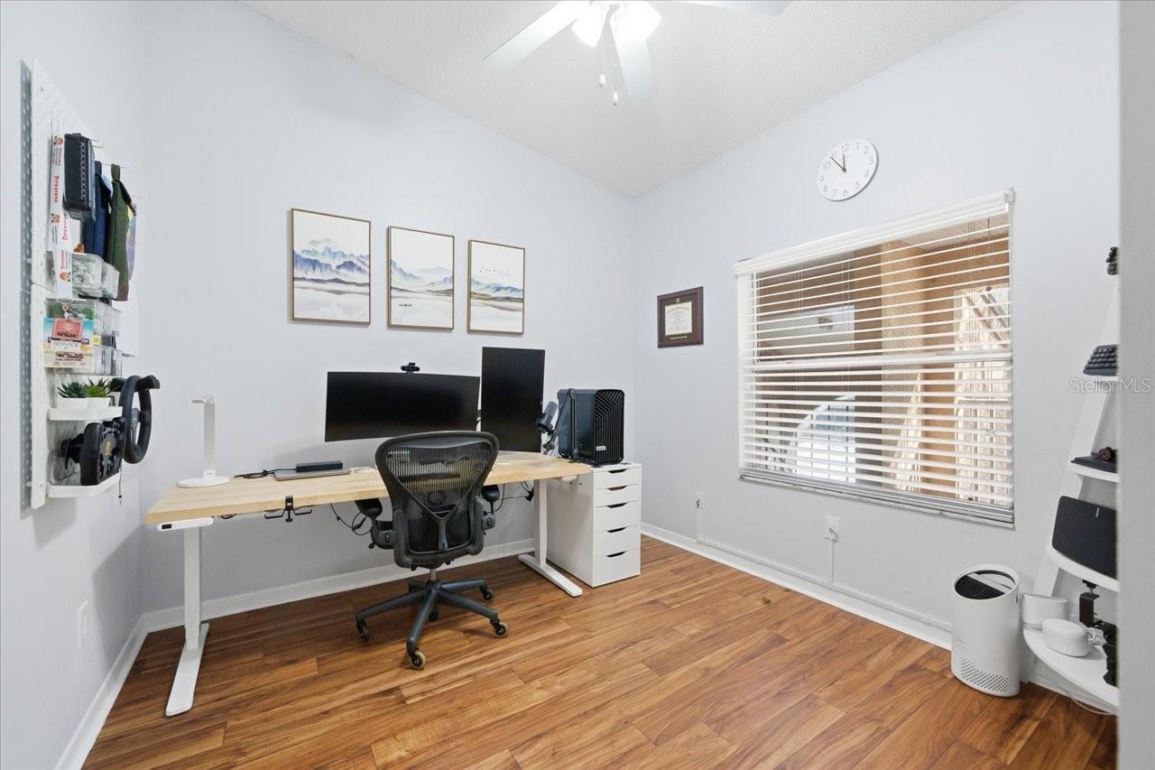 Listing photo id 11 for 14820 Par Club Circle