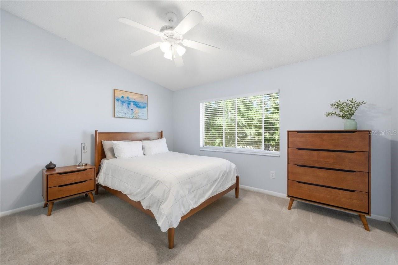 Listing photo id 13 for 14820 Par Club Circle