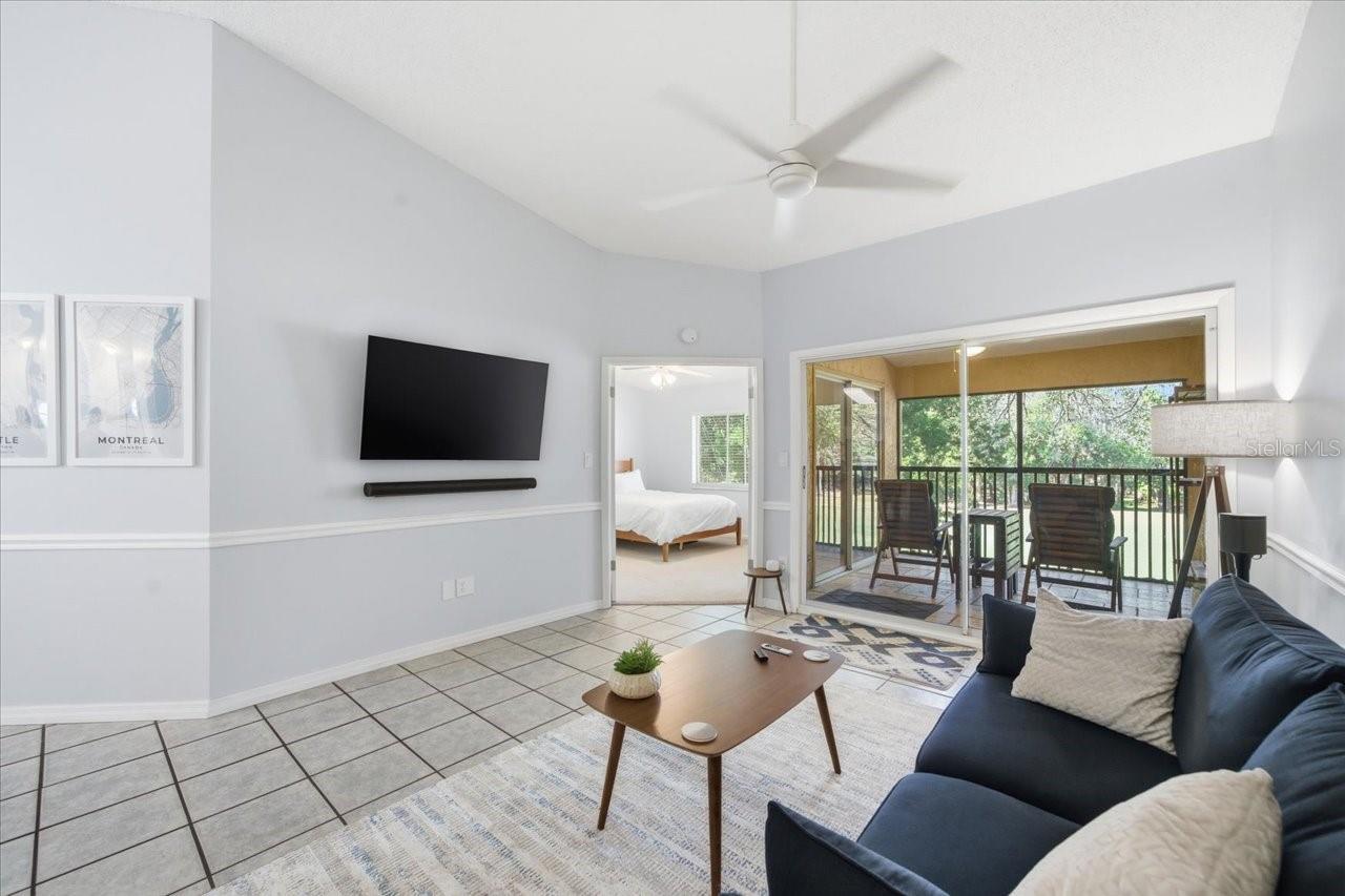 Listing photo id 2 for 14820 Par Club Circle