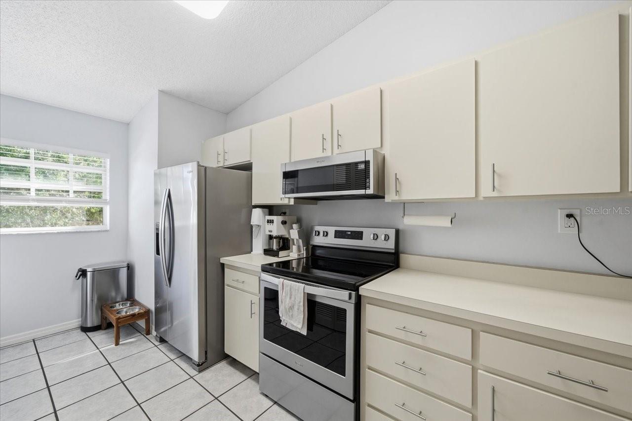 Listing photo id 6 for 14820 Par Club Circle