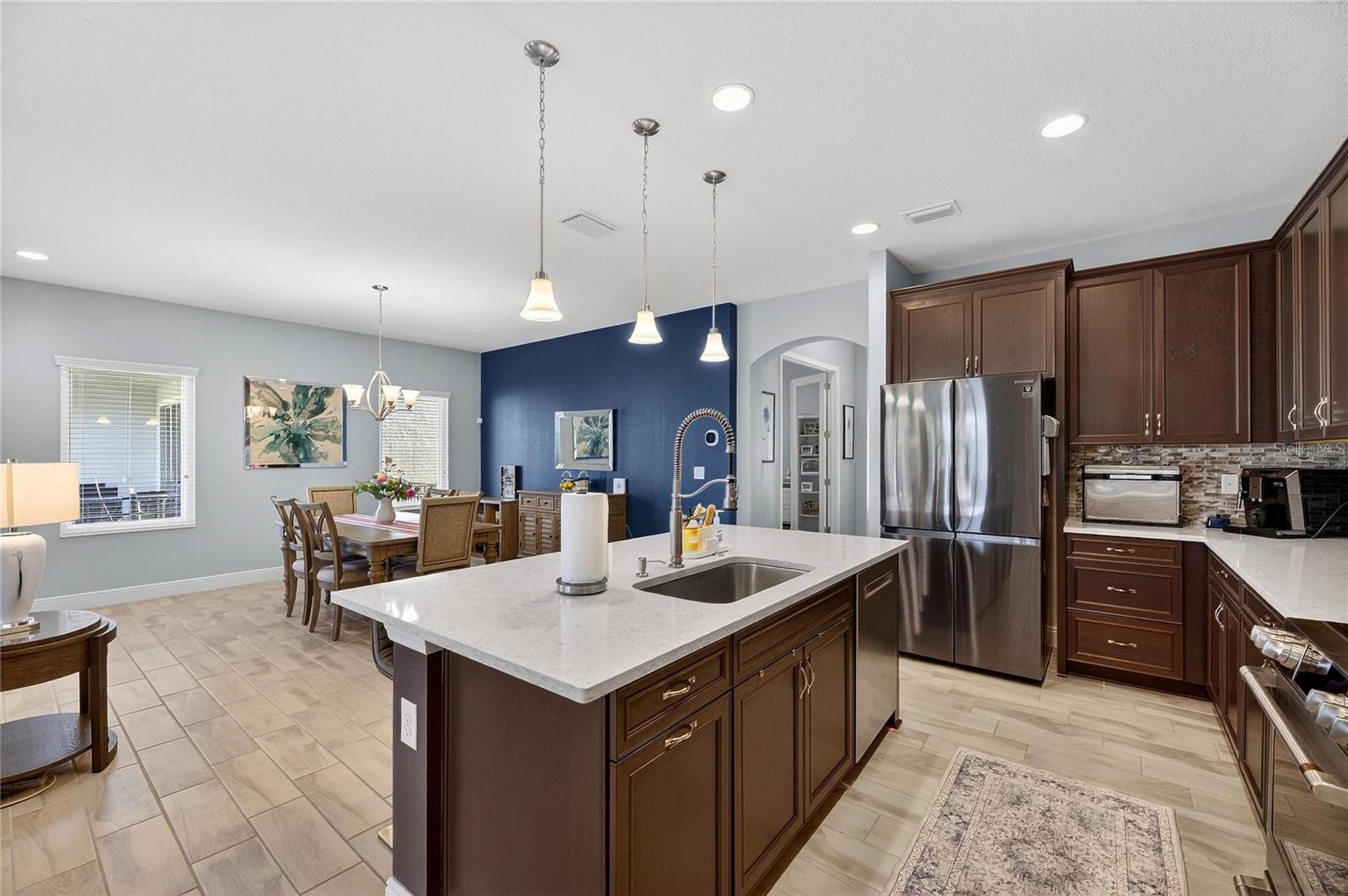 Image 11 of 42 For 7406 Futura Place