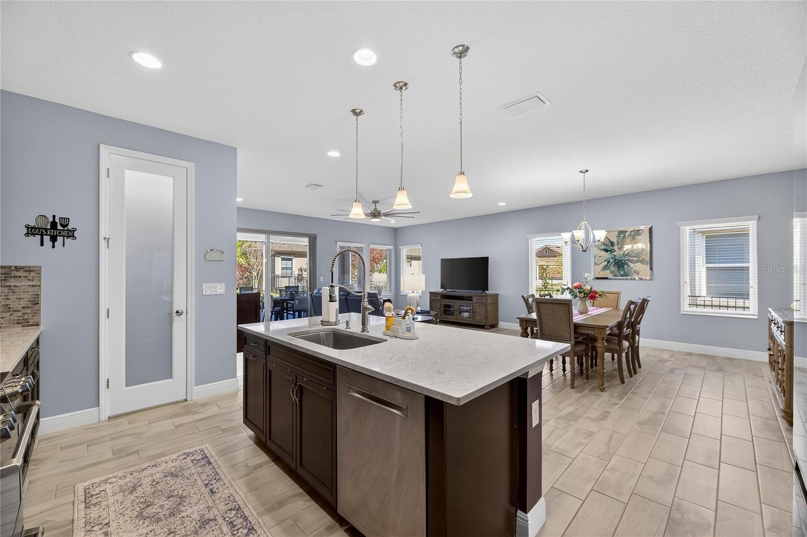 Image 13 of 42 For 7406 Futura Place