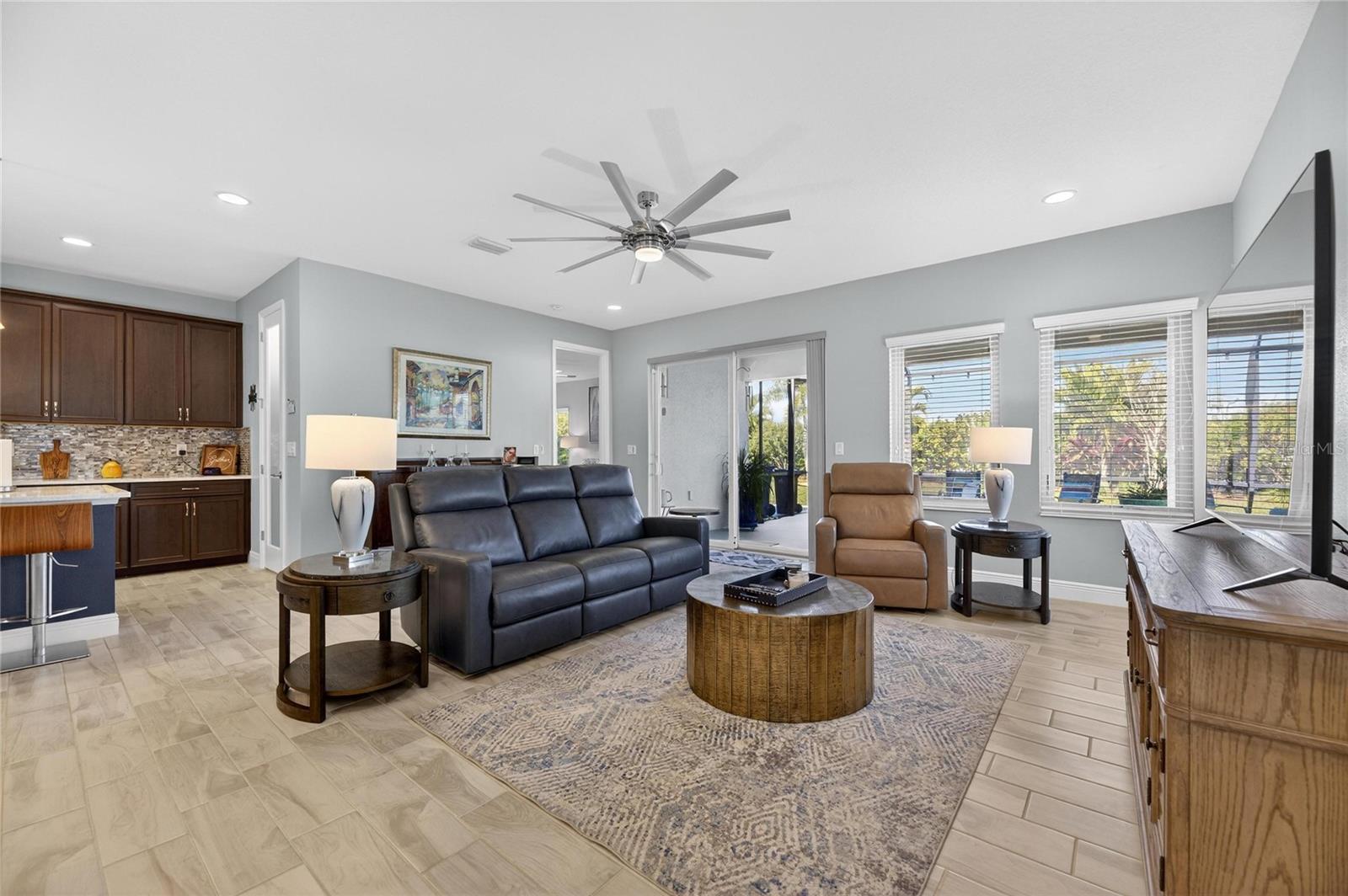 Image 8 of 42 For 7406 Futura Place