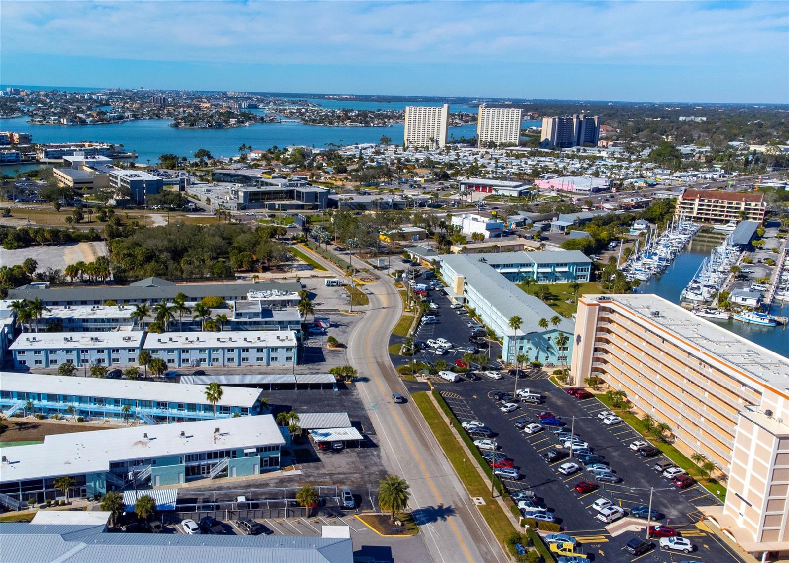 Image 3 of 45 For 1847 Shore Drive S 204