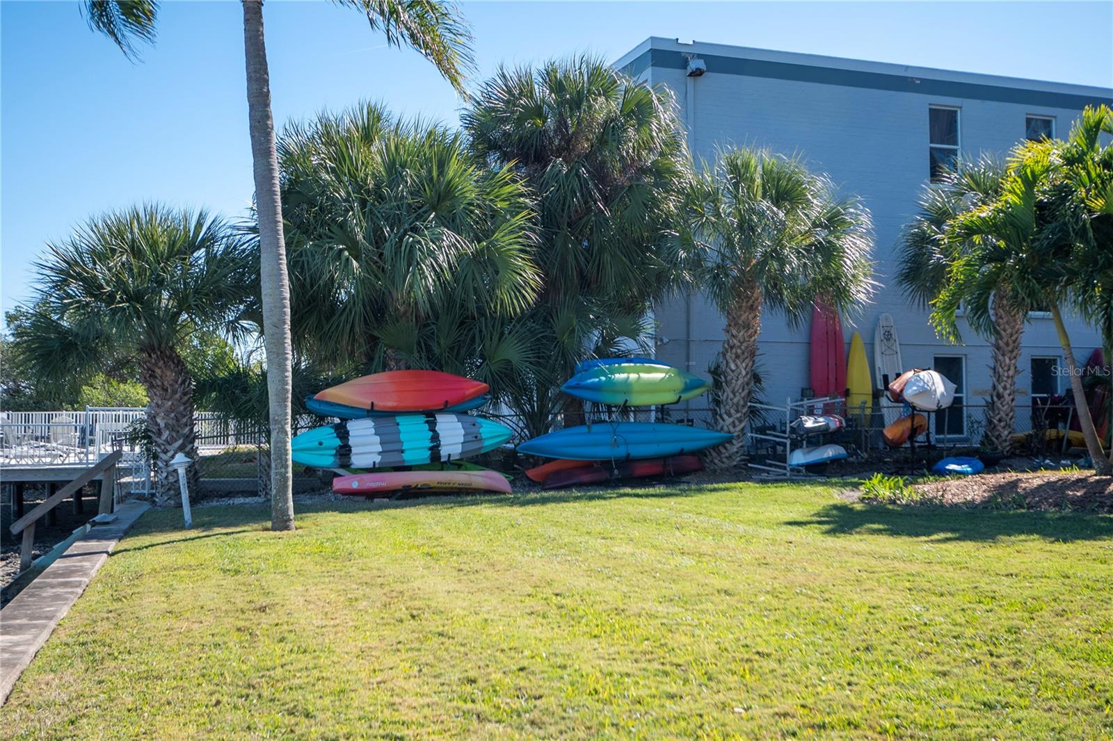 Image 30 of 45 For 1847 Shore Drive S 204