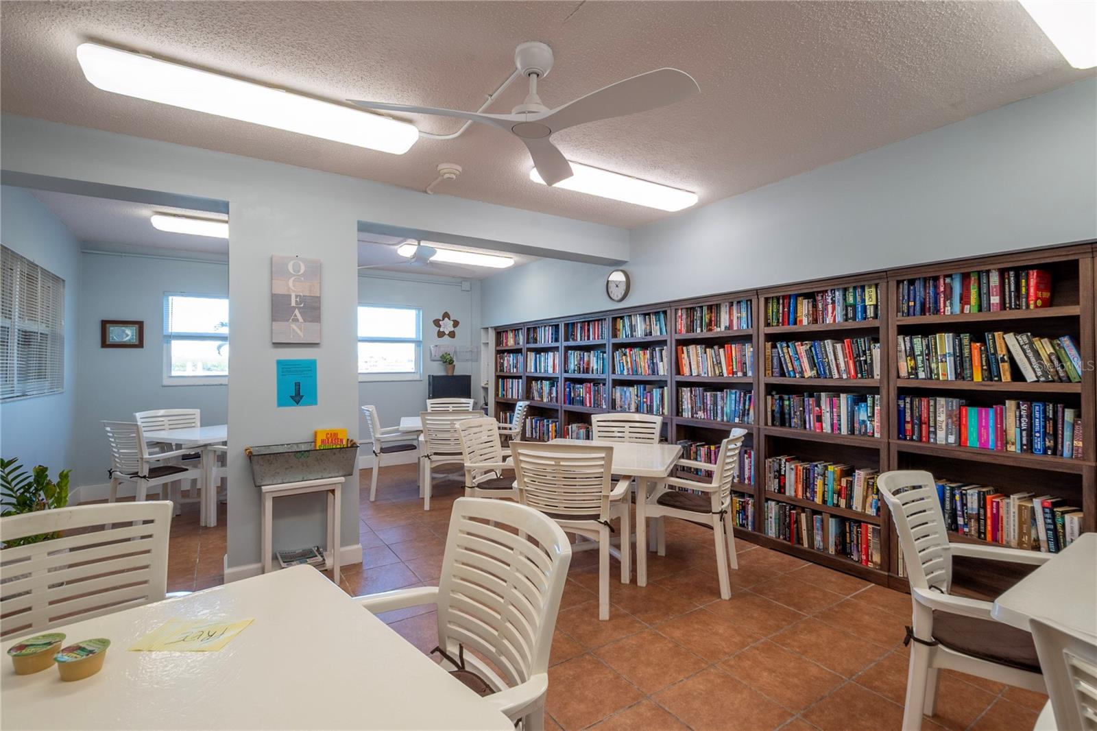 Image 32 of 45 For 1847 Shore Drive S 204