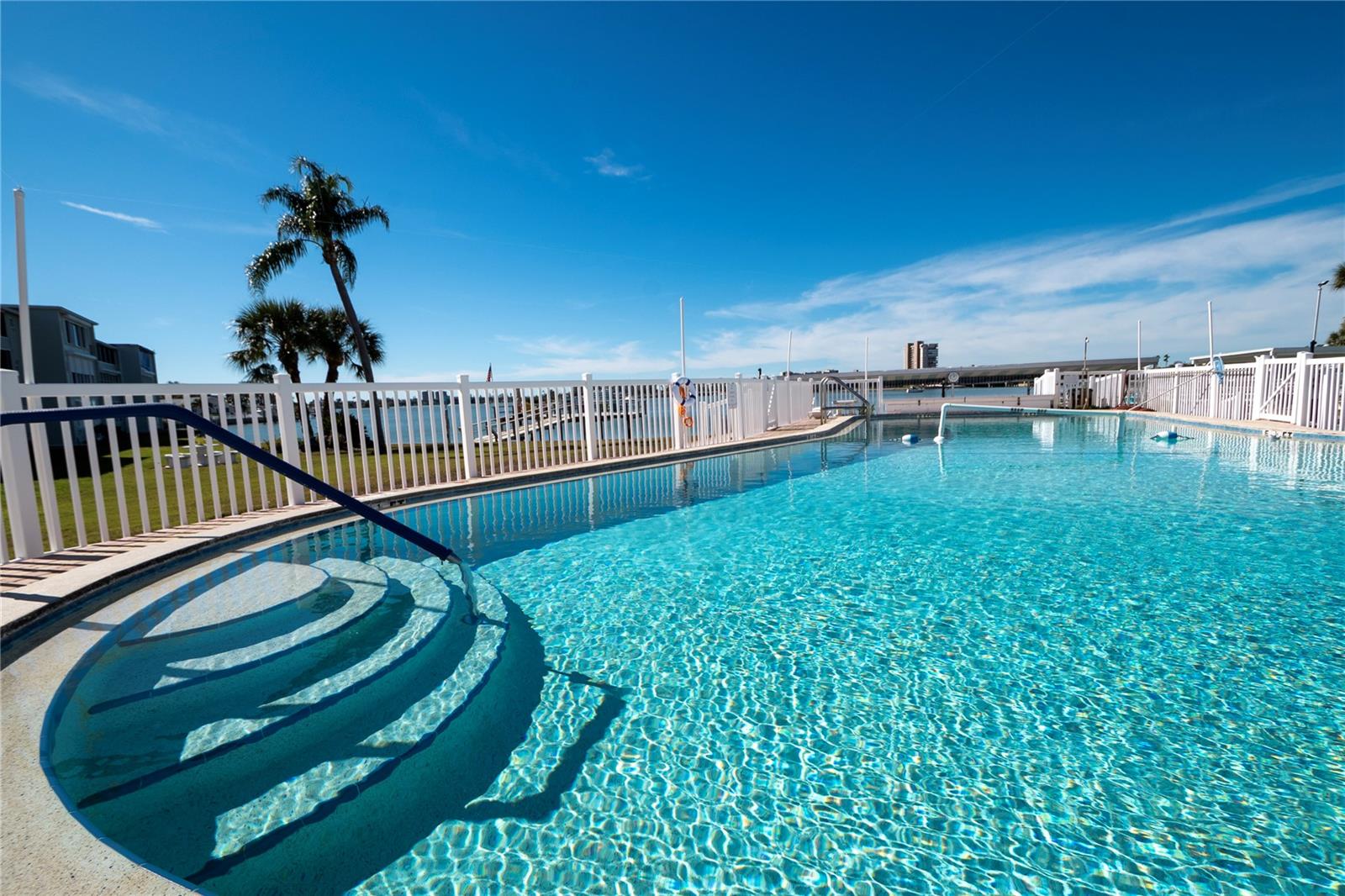 Image 41 of 45 For 1847 Shore Drive S 204