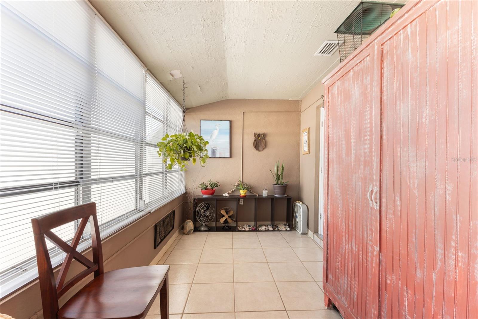 Image 14 of 26 For 6050 21st Street N 17