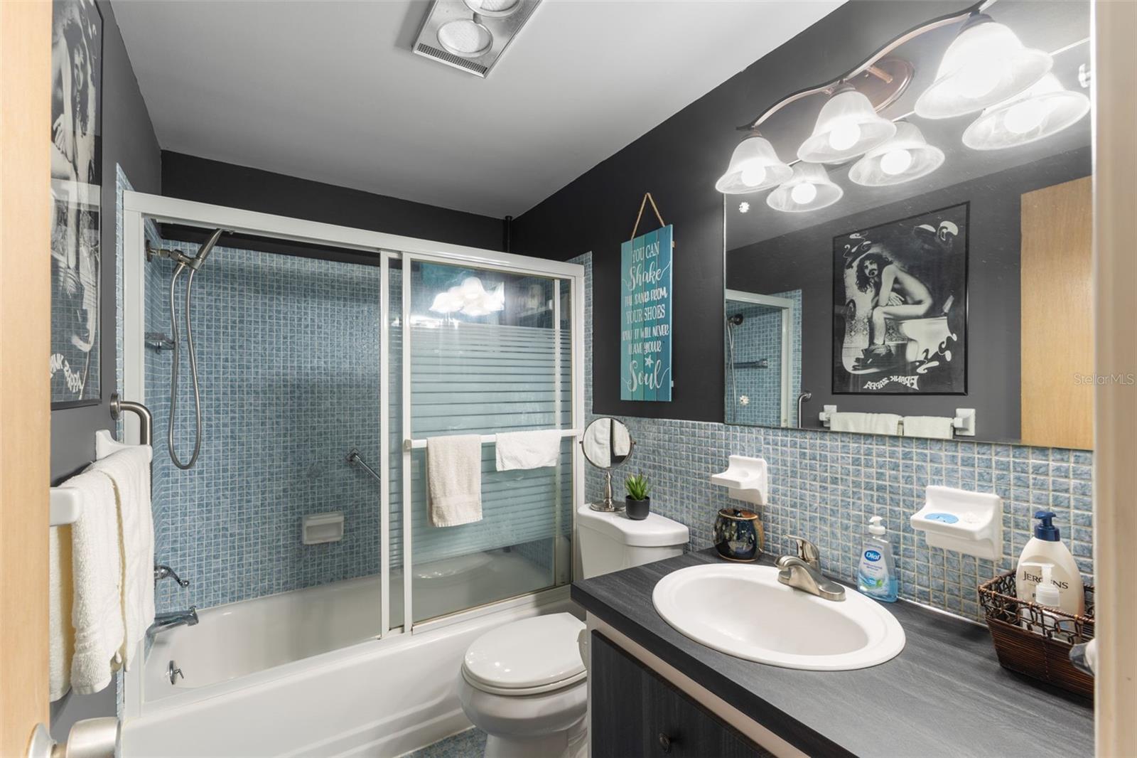 Image 17 of 26 For 6050 21st Street N 17