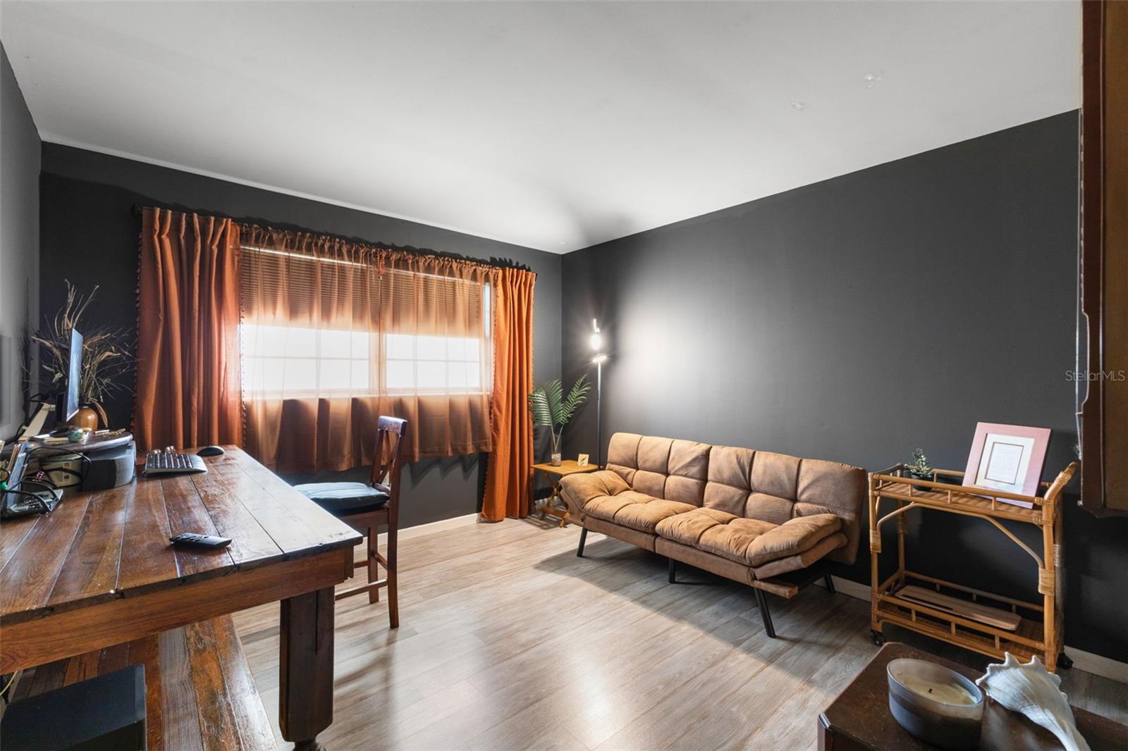 Image 18 of 26 For 6050 21st Street N 17