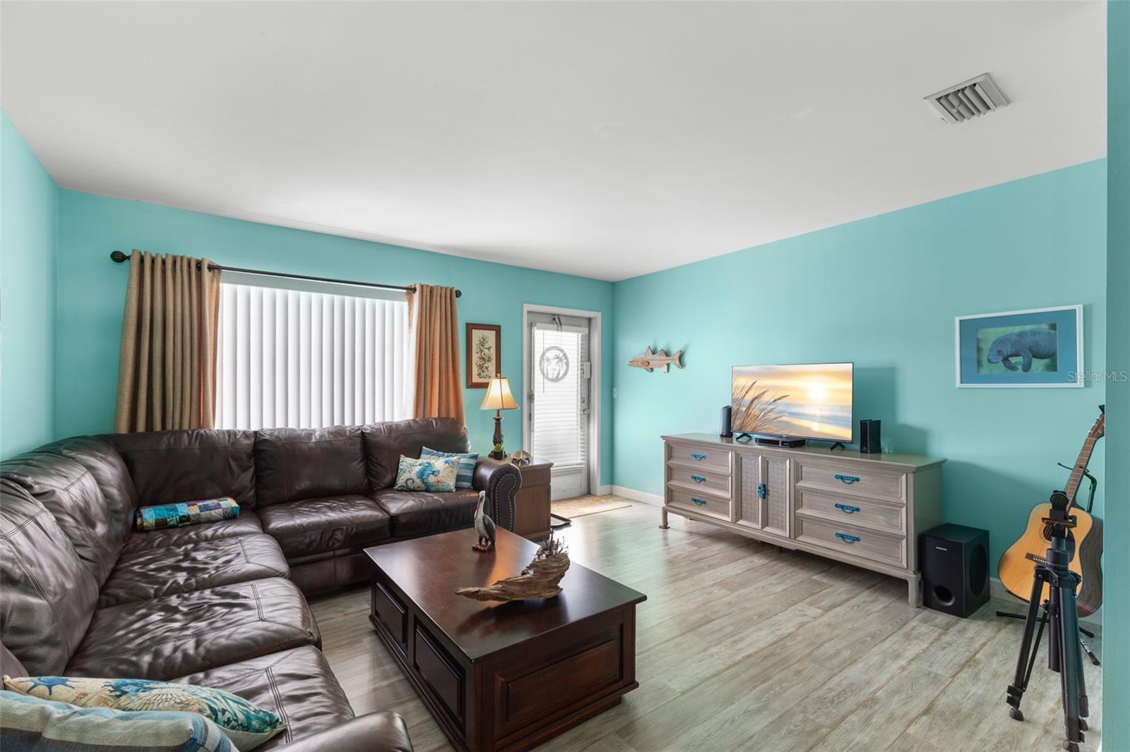 Image 6 of 26 For 6050 21st Street N 17