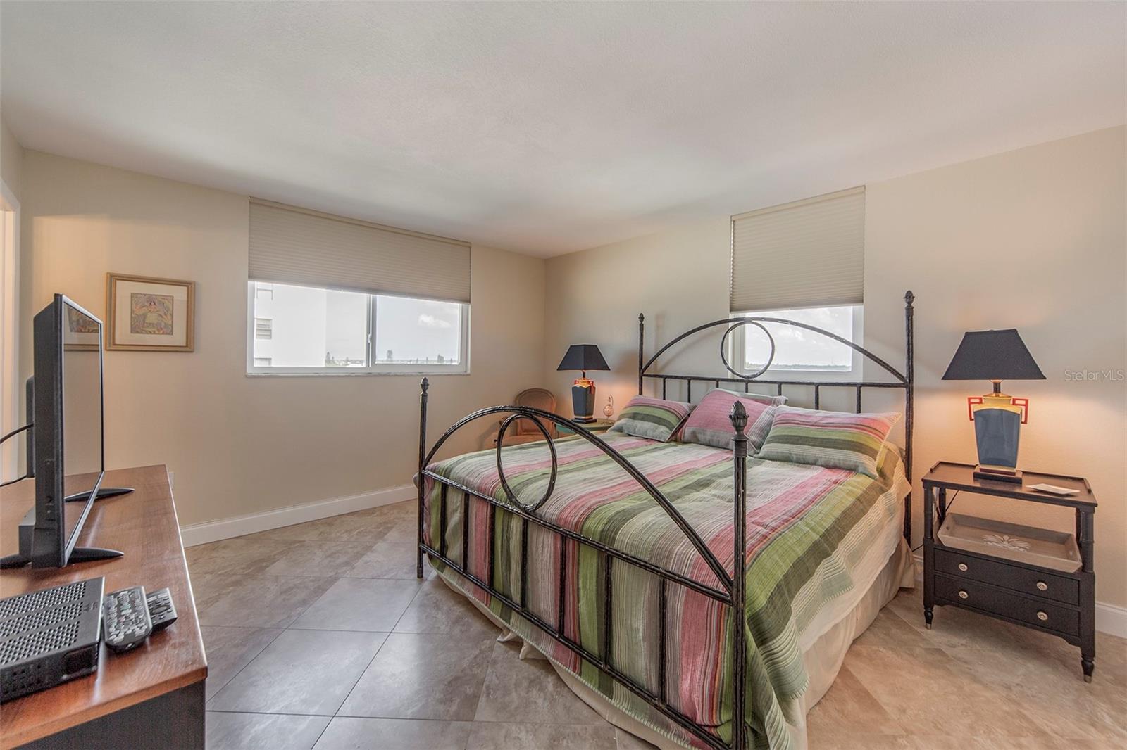 Image 17 of 35 For 15400 Gulf Boulevard 505