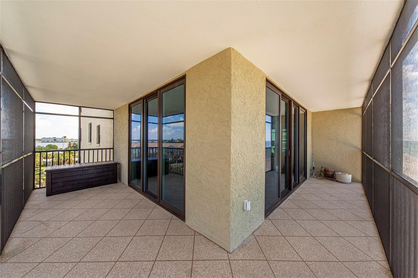 Image 7 of 35 For 15400 Gulf Boulevard 505