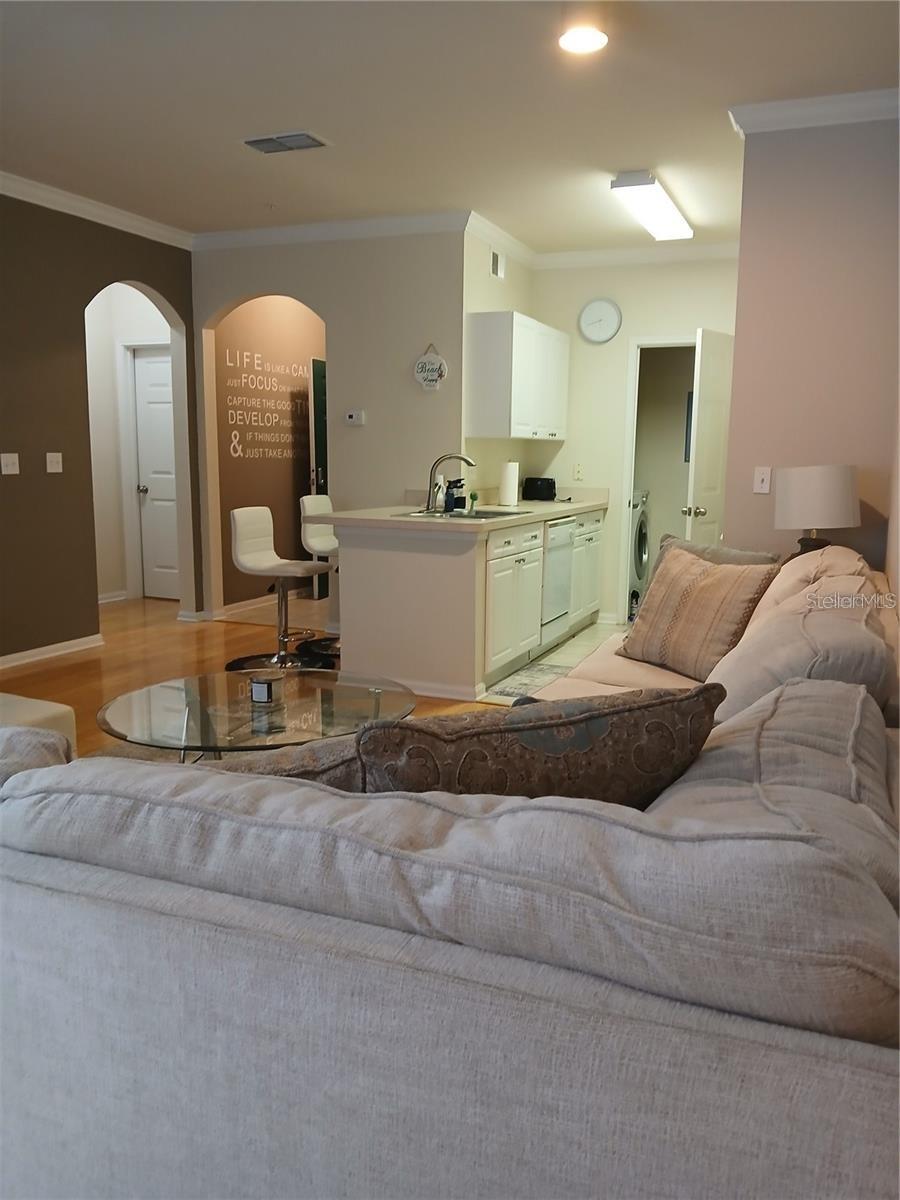 Image 4 of 21 For 1216 Missouri Avenue 218