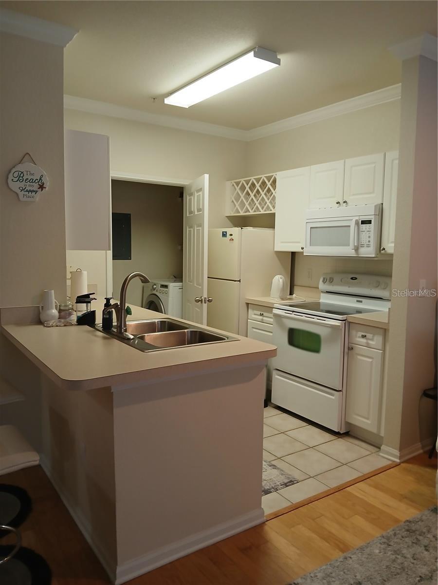 Image 8 of 21 For 1216 Missouri Avenue 218