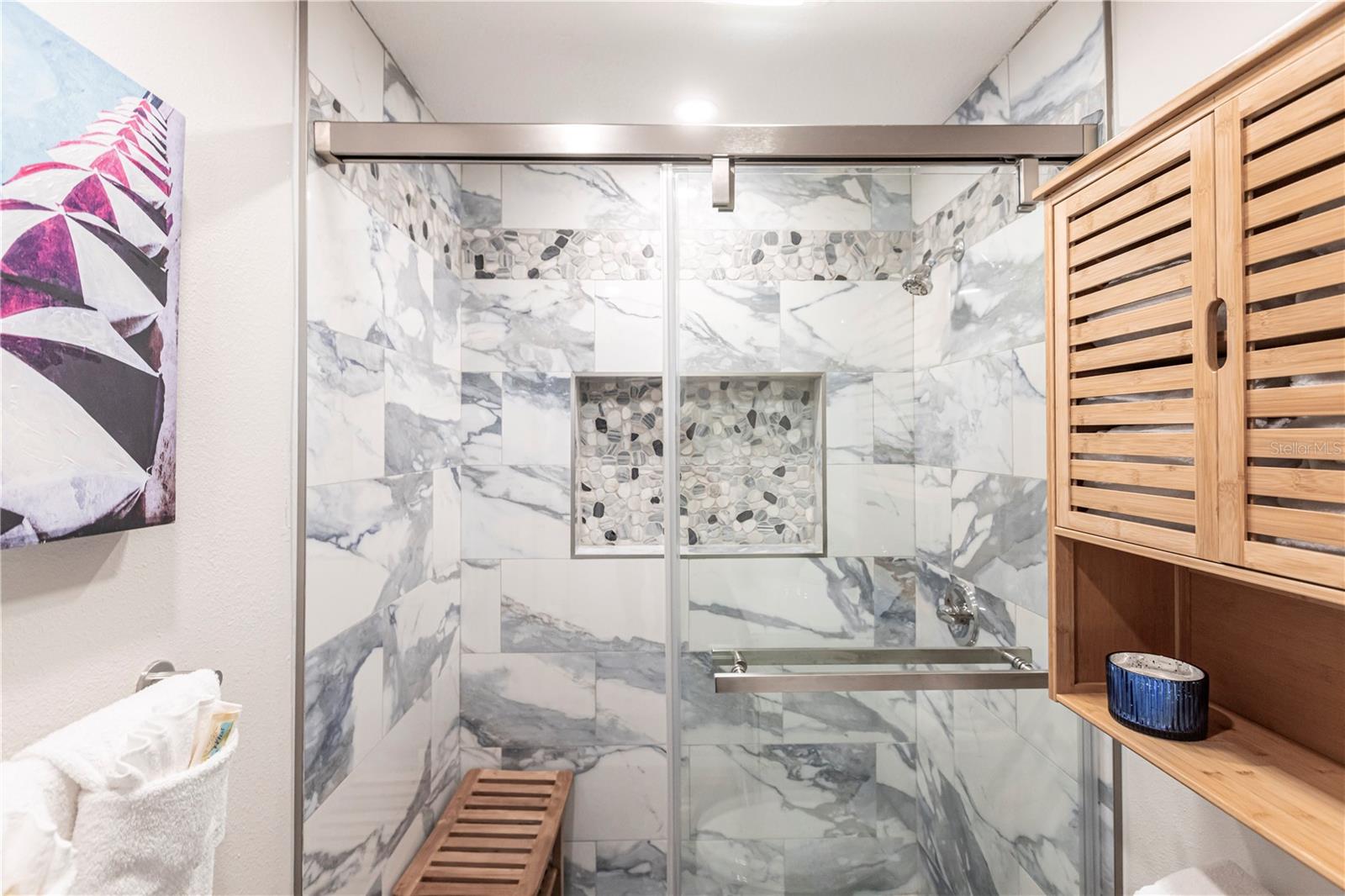 Image 23 of 29 For 6020 Midnight Pass Road 56