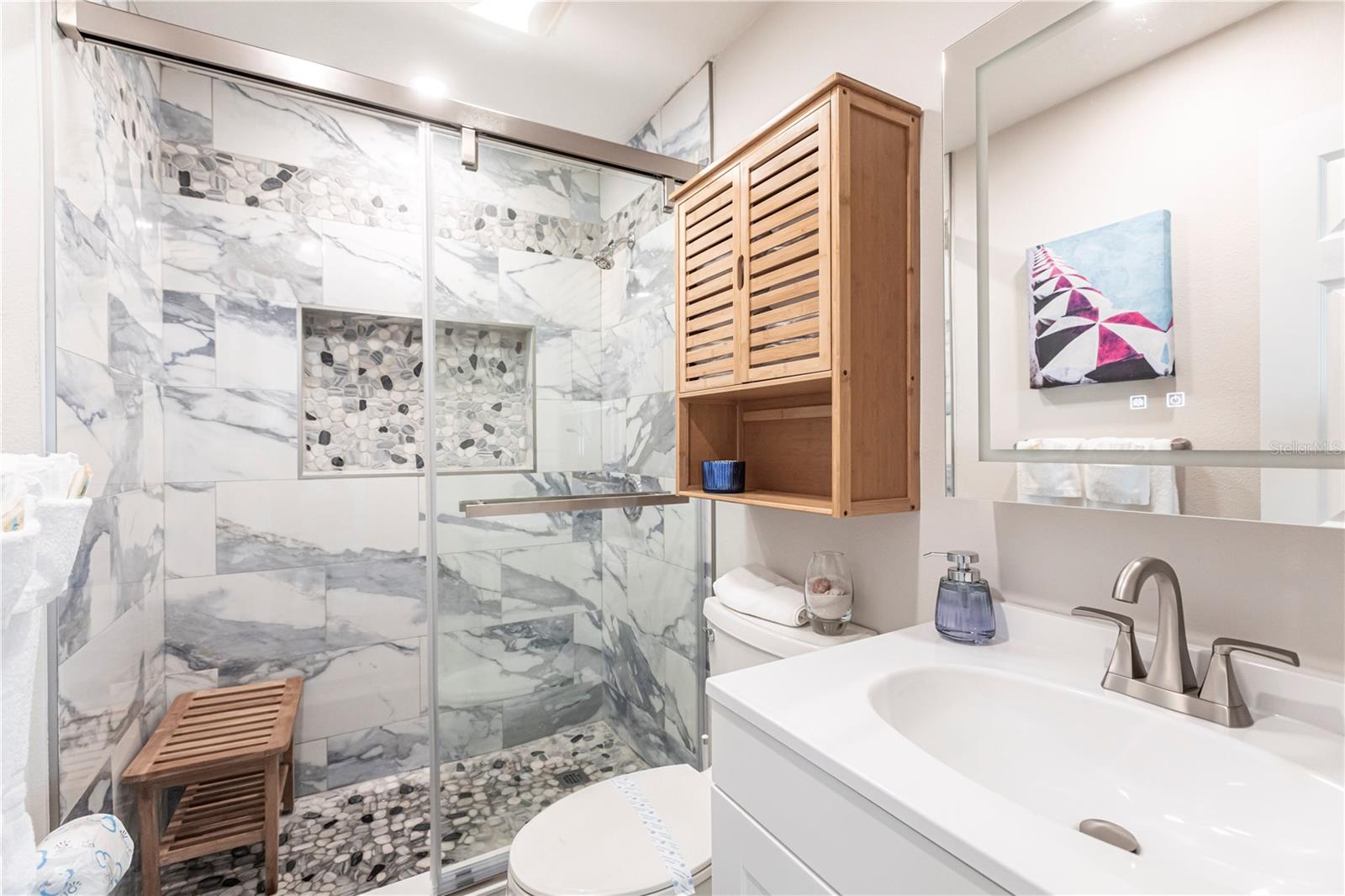 Image 24 of 29 For 6020 Midnight Pass Road 56