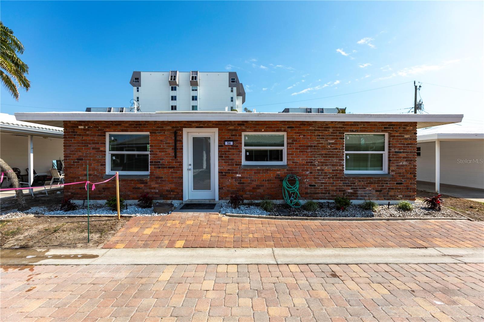 Image 26 of 29 For 6020 Midnight Pass Road 56