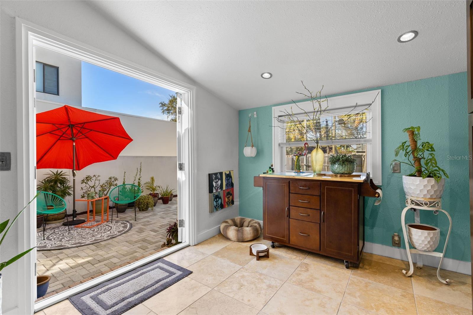 Image 17 of 40 For 2245 3rd Avenue N