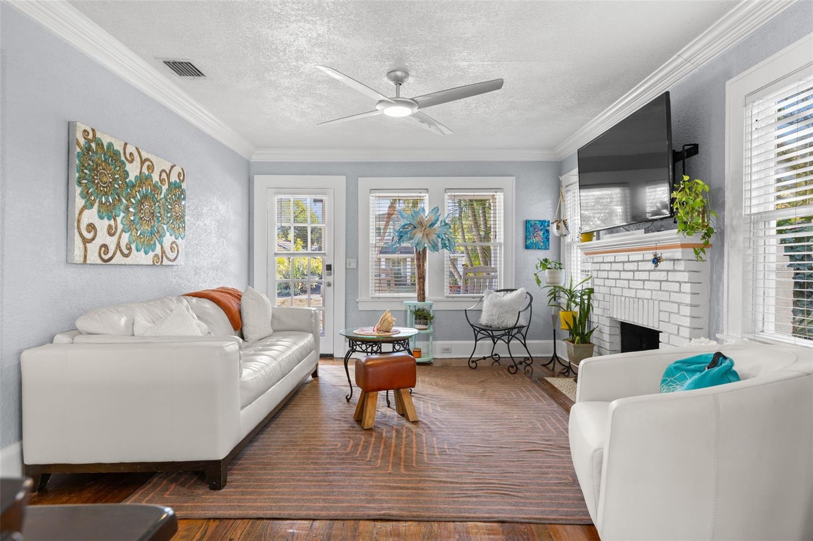 Image 6 of 40 For 2245 3rd Avenue N