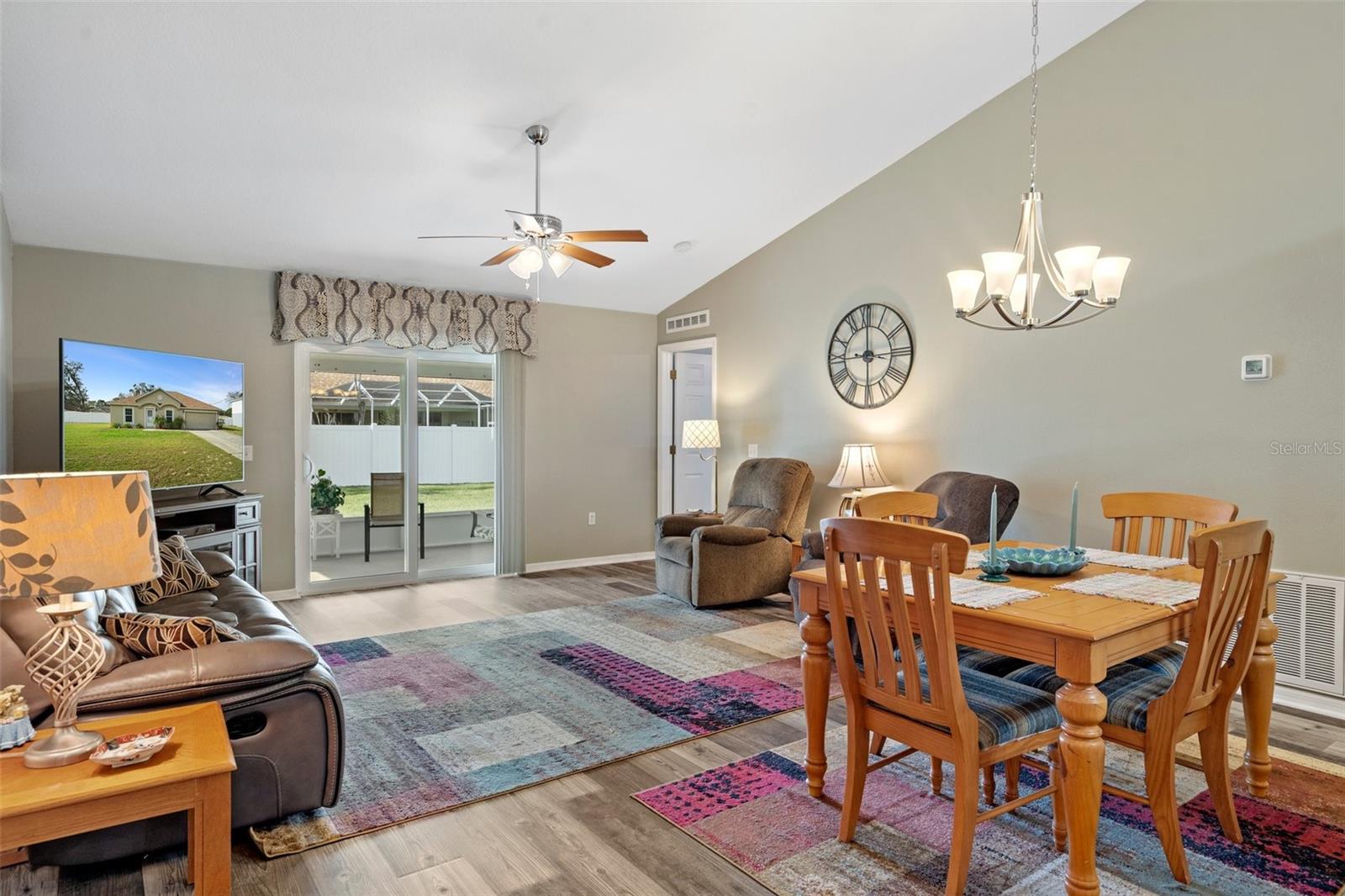 Image 13 of 34 For 12255 Linden Drive