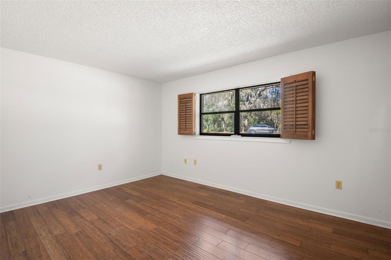 Image 41 of 83 For 5432 Neff Lake Road