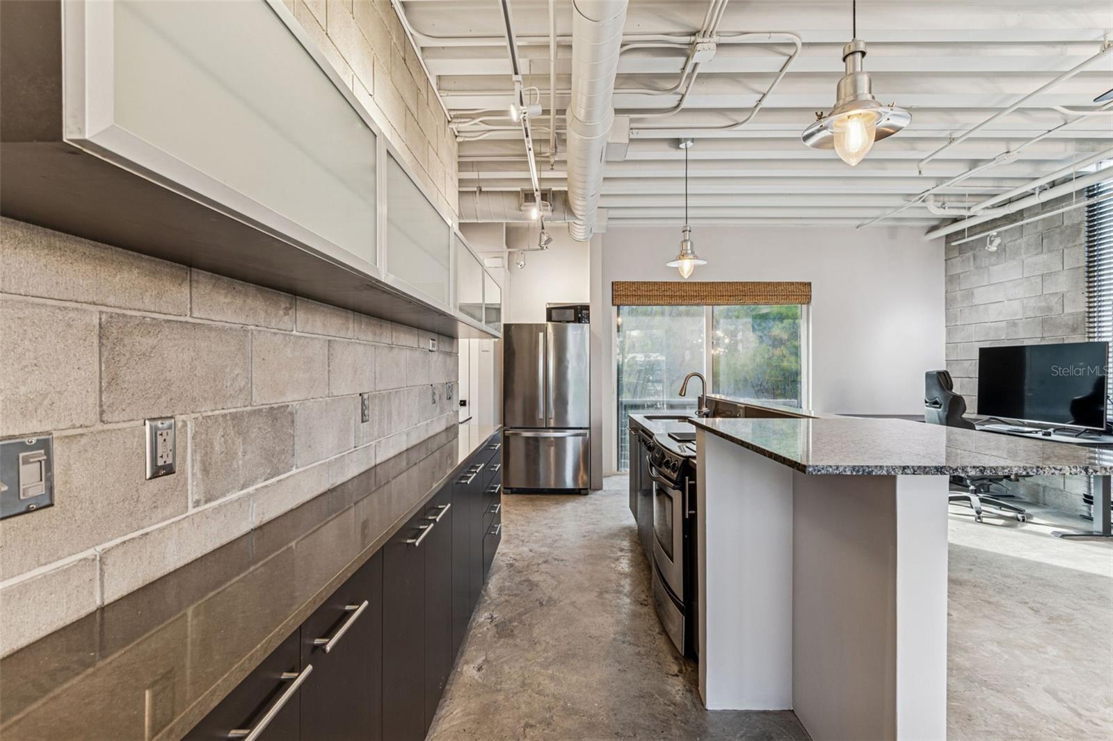 Image 10 of 34 For 3107 De Leon Street 5