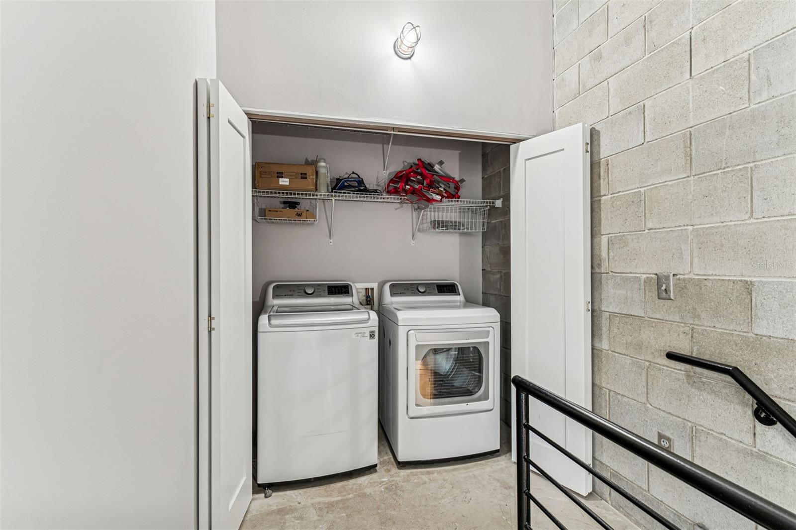 Image 27 of 34 For 3107 De Leon Street 5