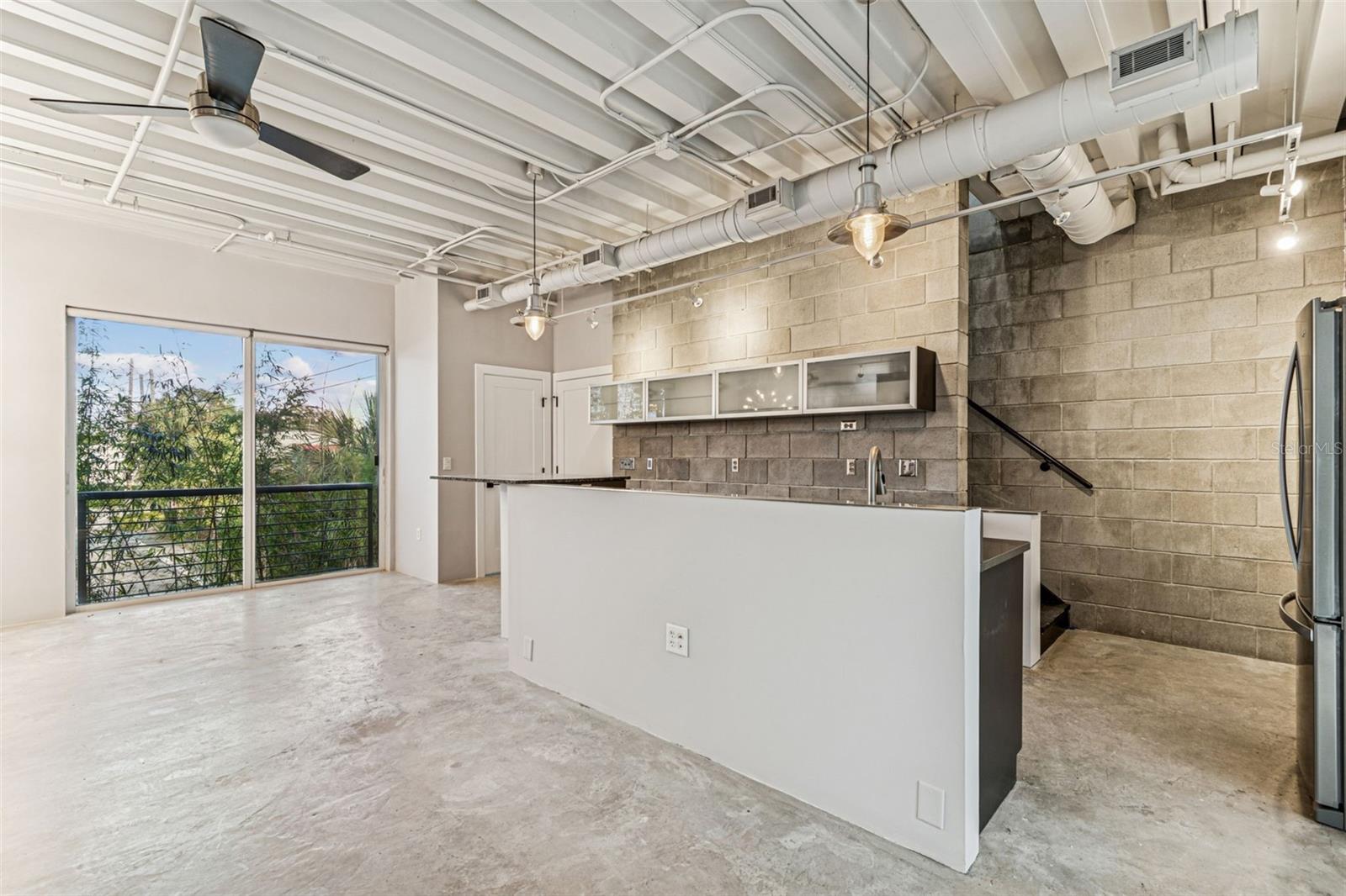 Image 7 of 34 For 3107 De Leon Street 5