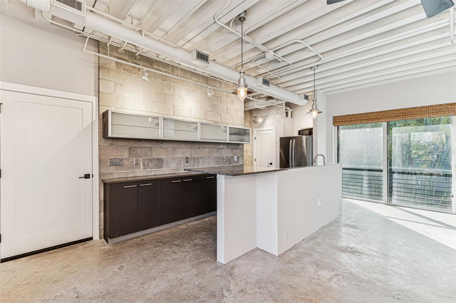 Image 9 of 34 For 3107 De Leon Street 5