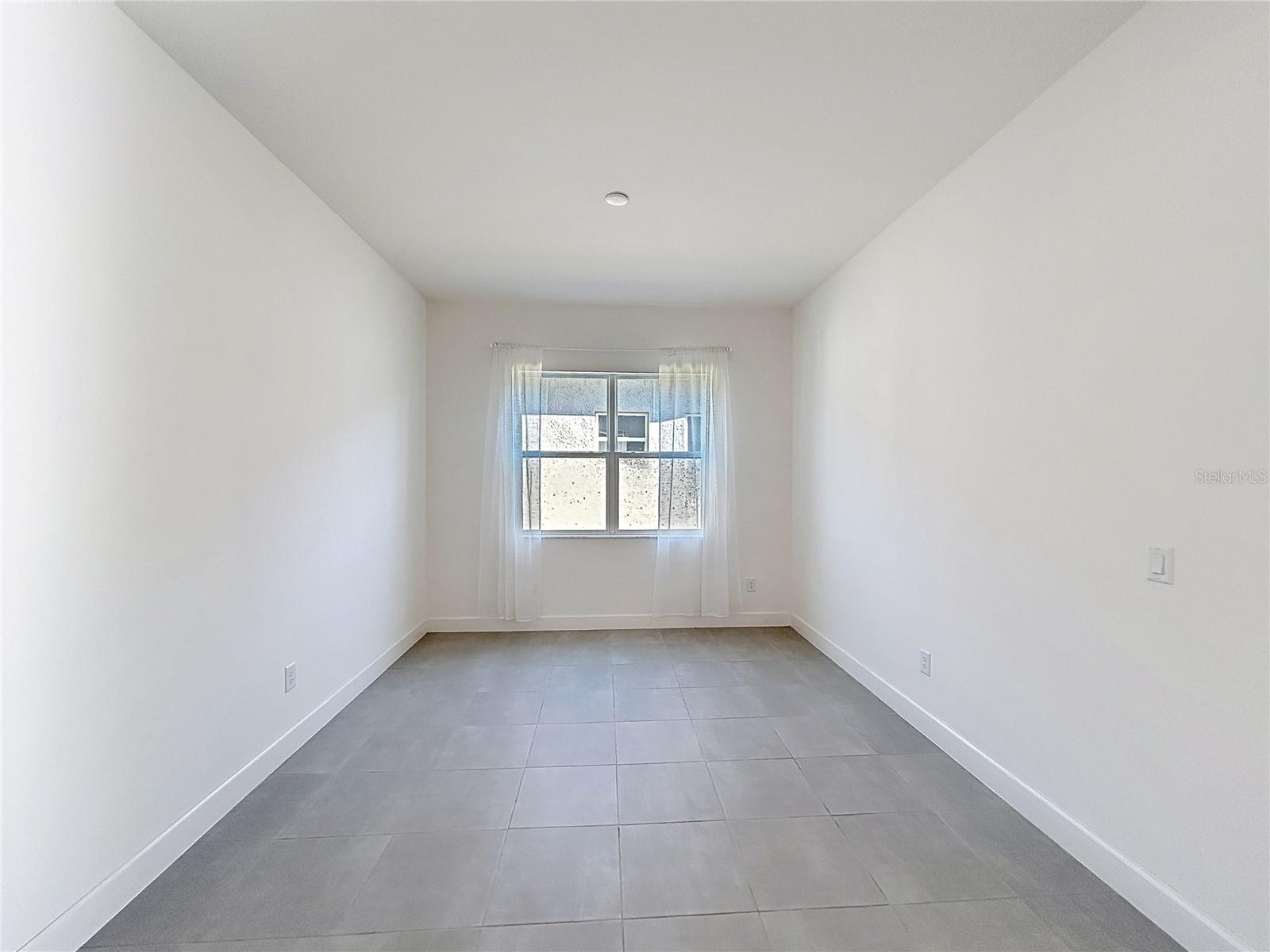 Image 19 of 30 For 32801 Tree Of Life Avenue