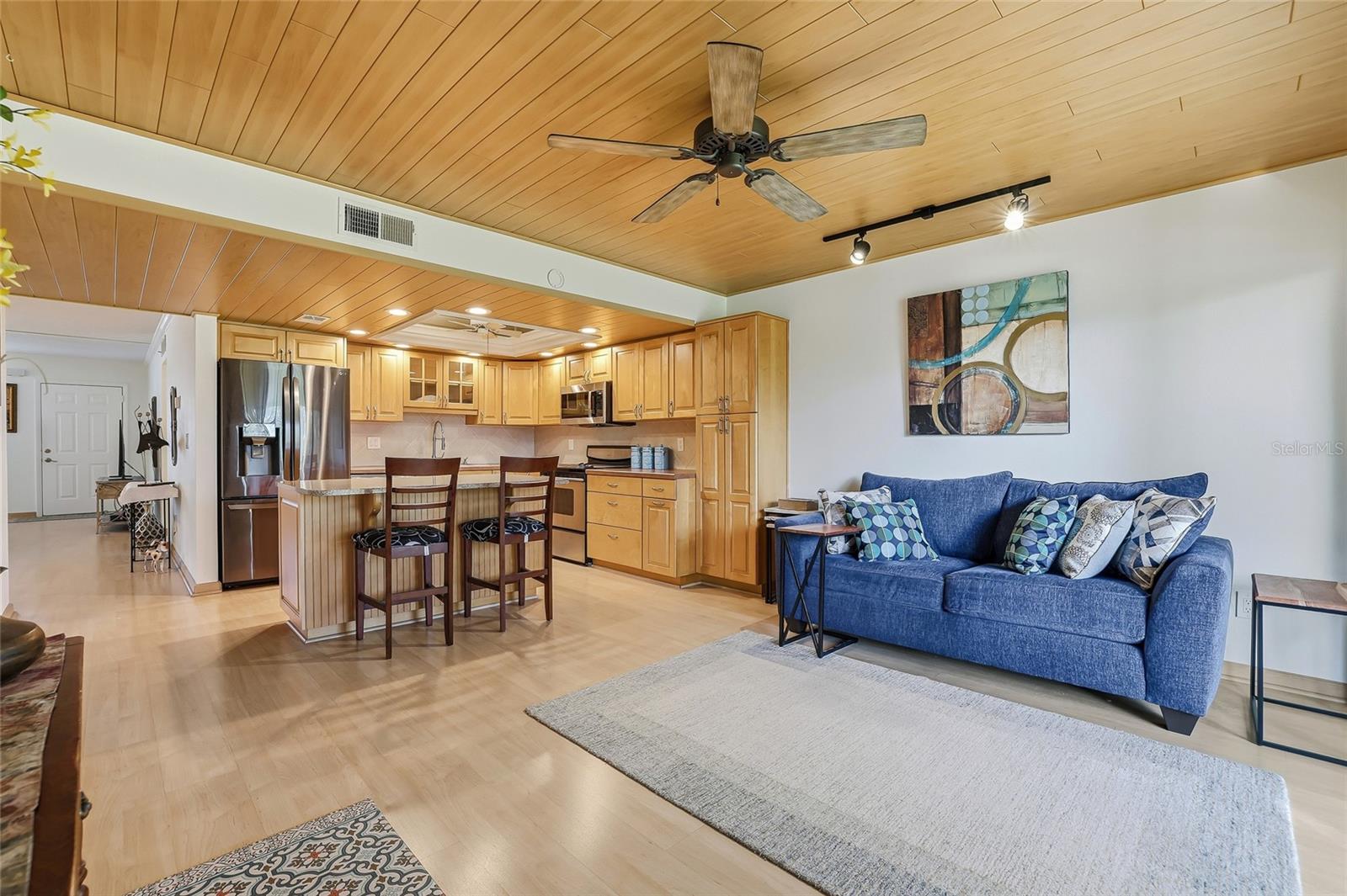 Image 12 of 23 For 5085 1st Street Ne 244