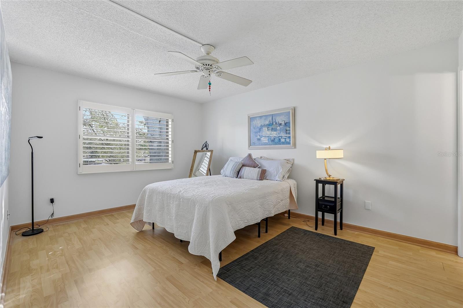 Image 15 of 23 For 5085 1st Street Ne 244