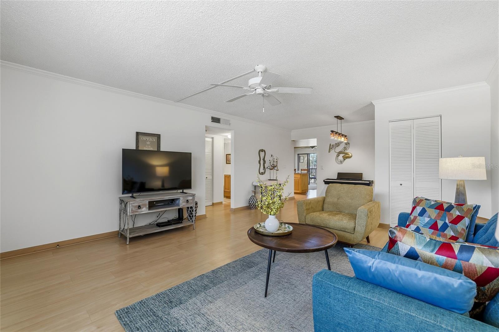 Image 4 of 23 For 5085 1st Street Ne 244