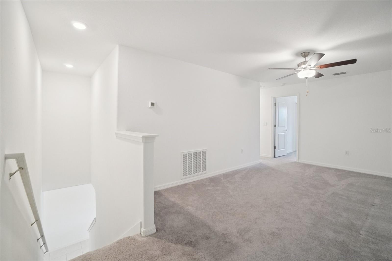 Image 19 of 35 For 6252 Shiner Street